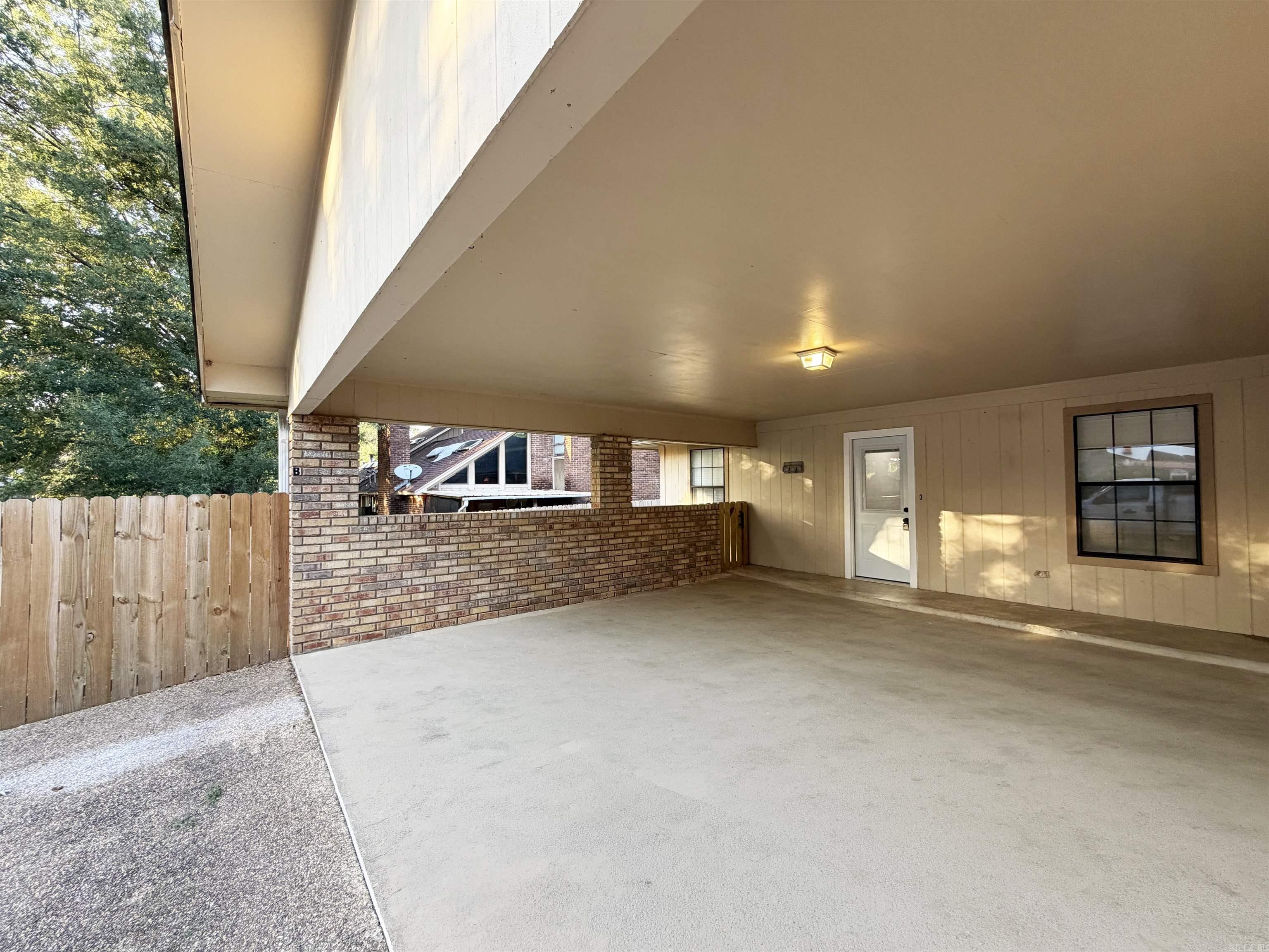 5805 Sidney North North Property Photo 27
