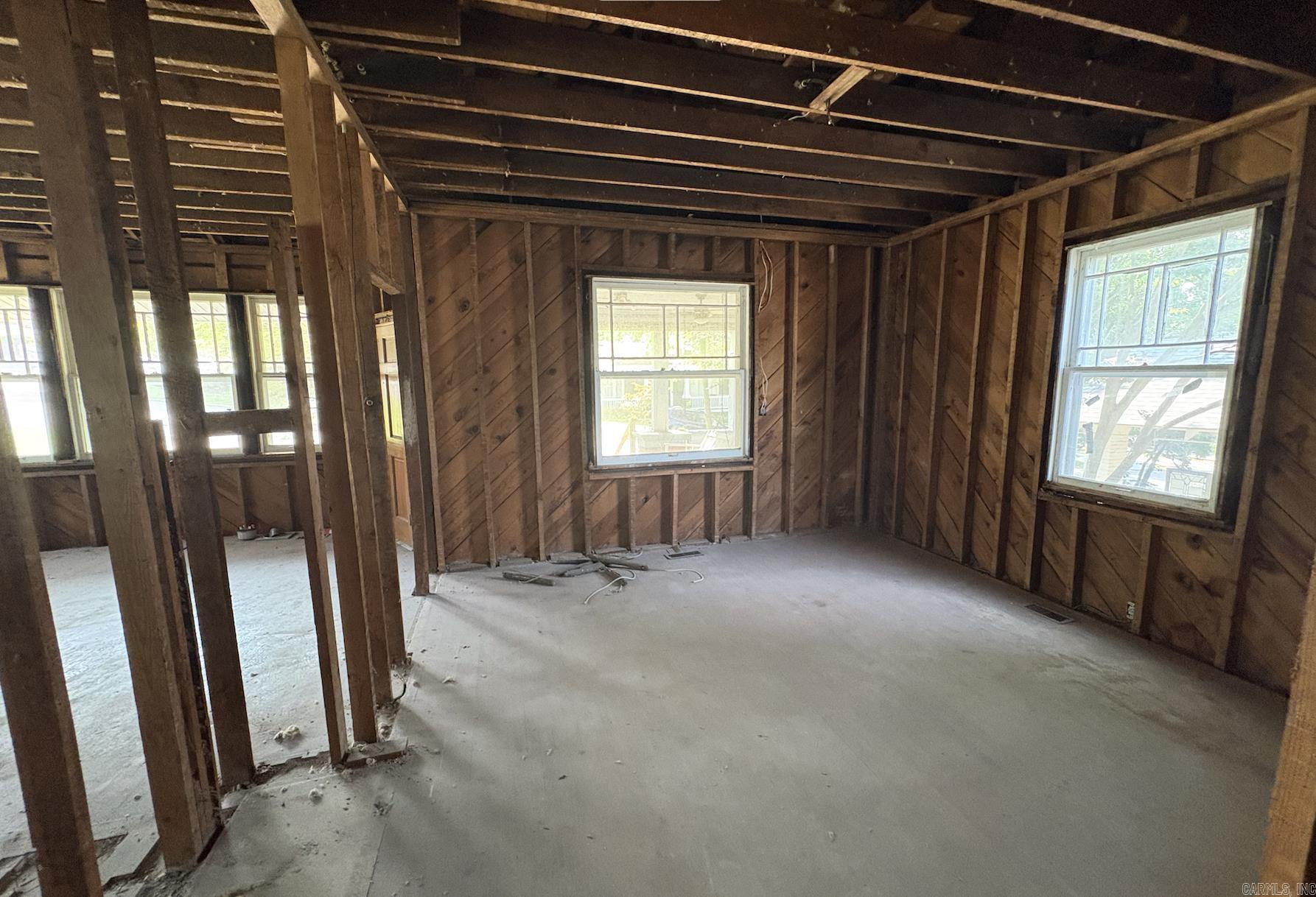 816 N Monroe Street Property Photo 4