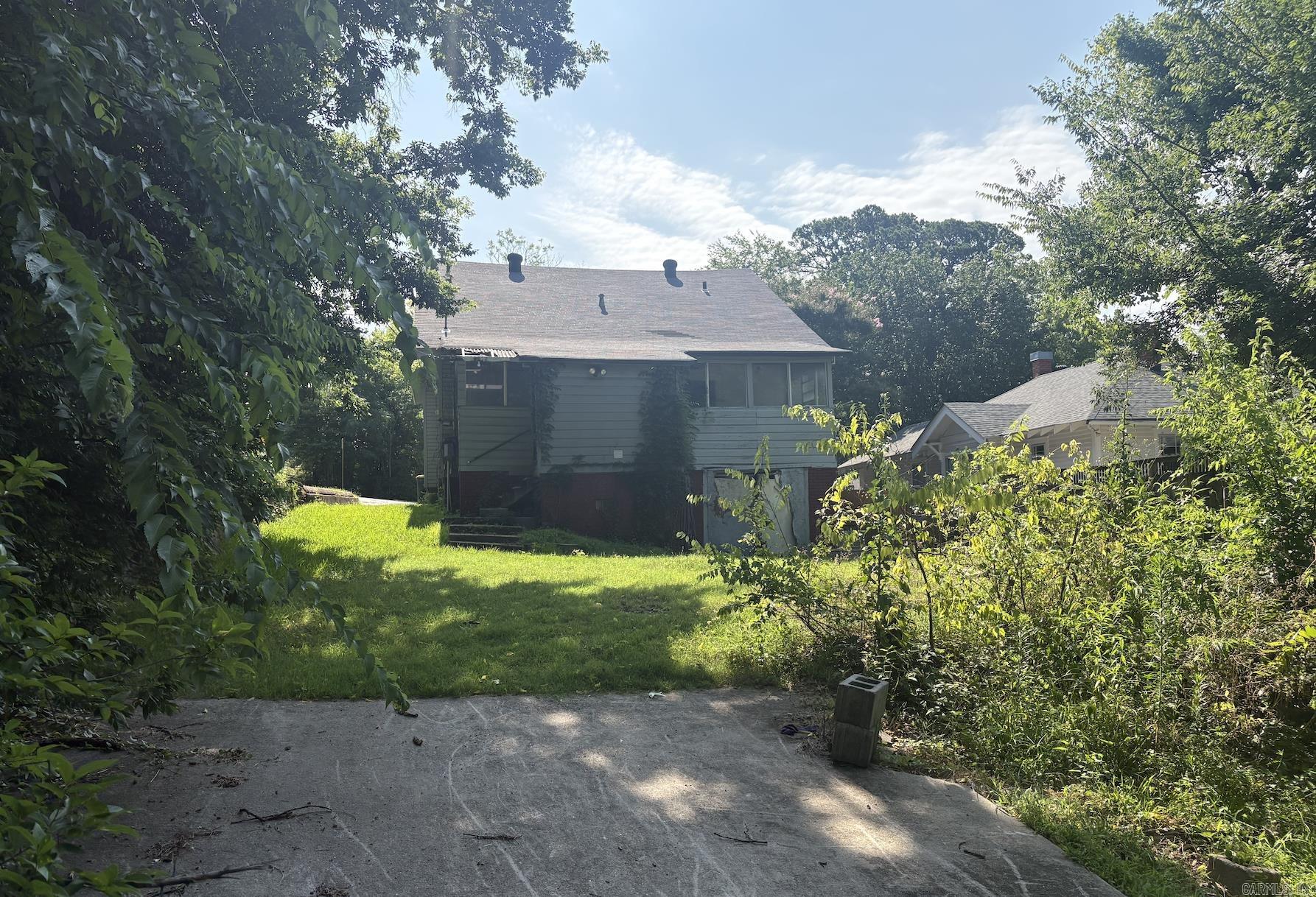 816 N Monroe Street Property Photo 12