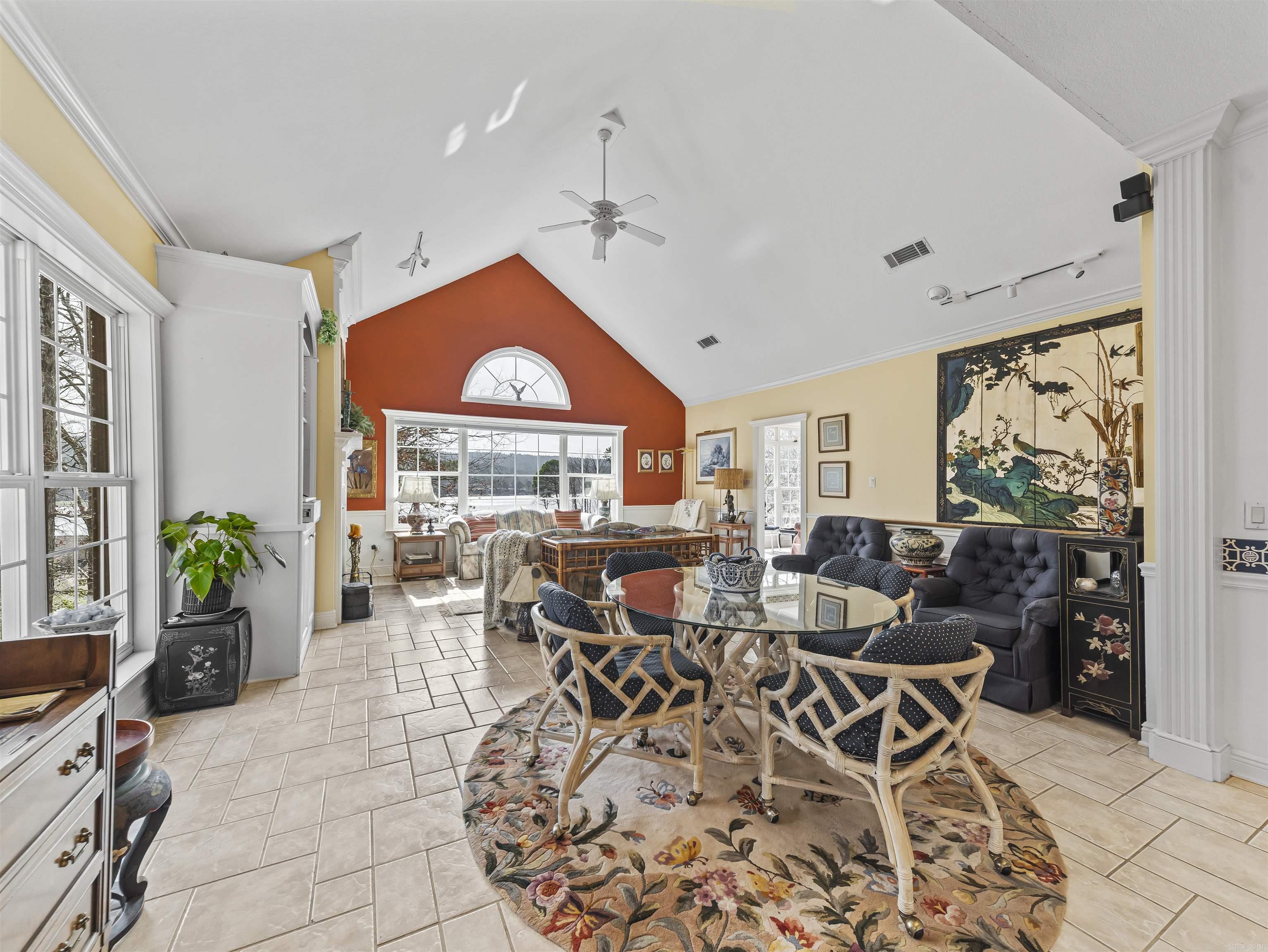 57 Toledo Drive Property Photo 12