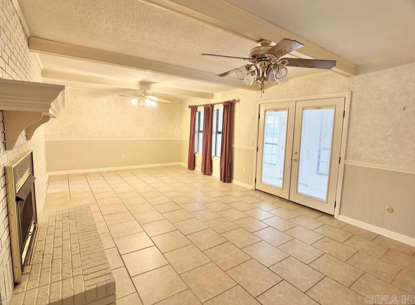 1321 W Johnson Street Property Photo 8