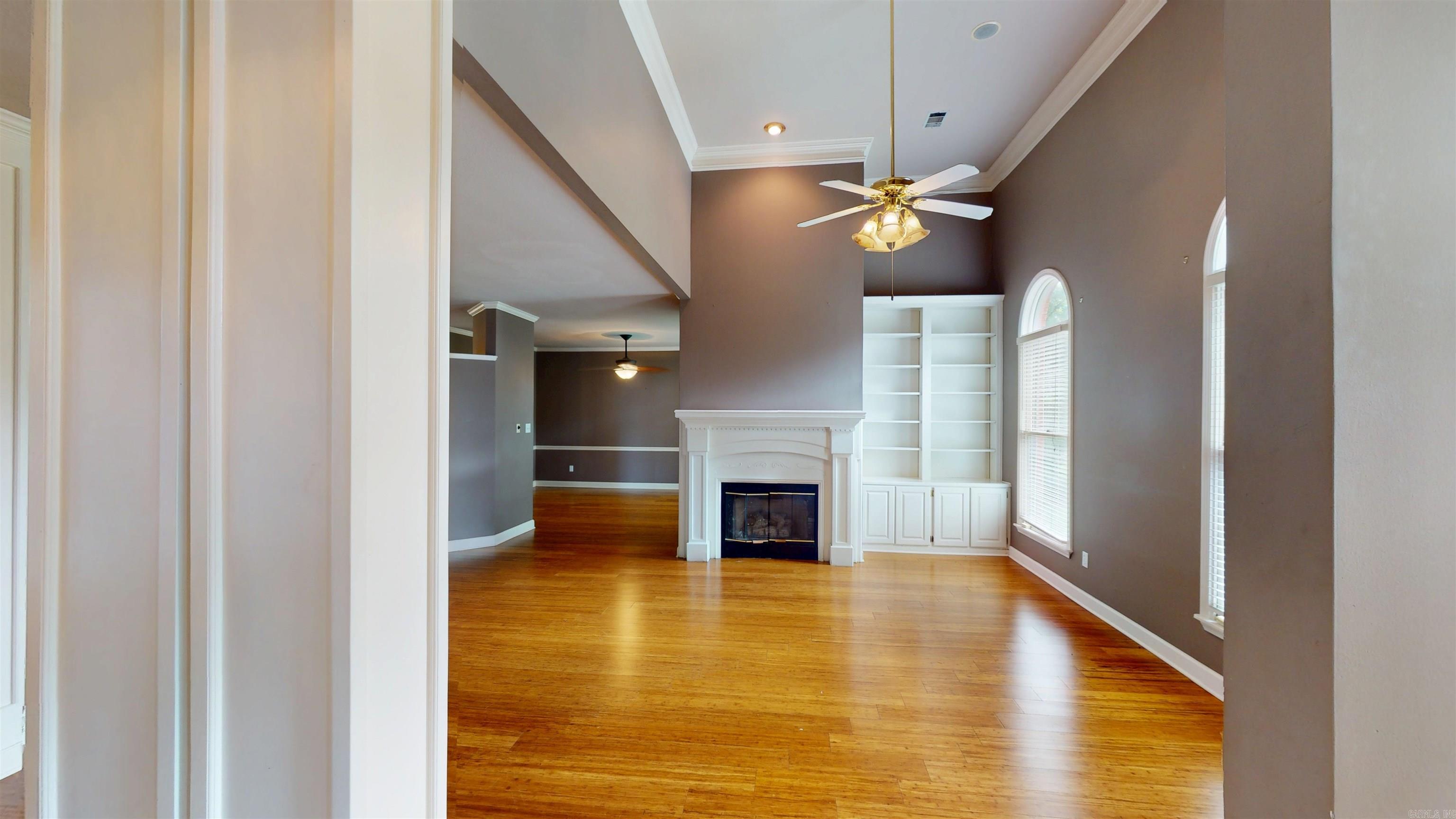 3102 Sara Creek Drive Property Photo 4