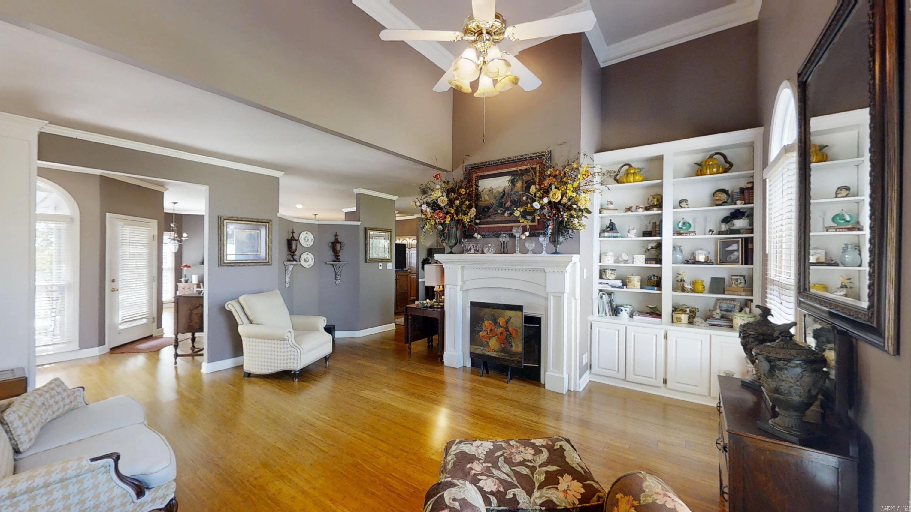 3102 Sara Creek Drive Property Photo 7