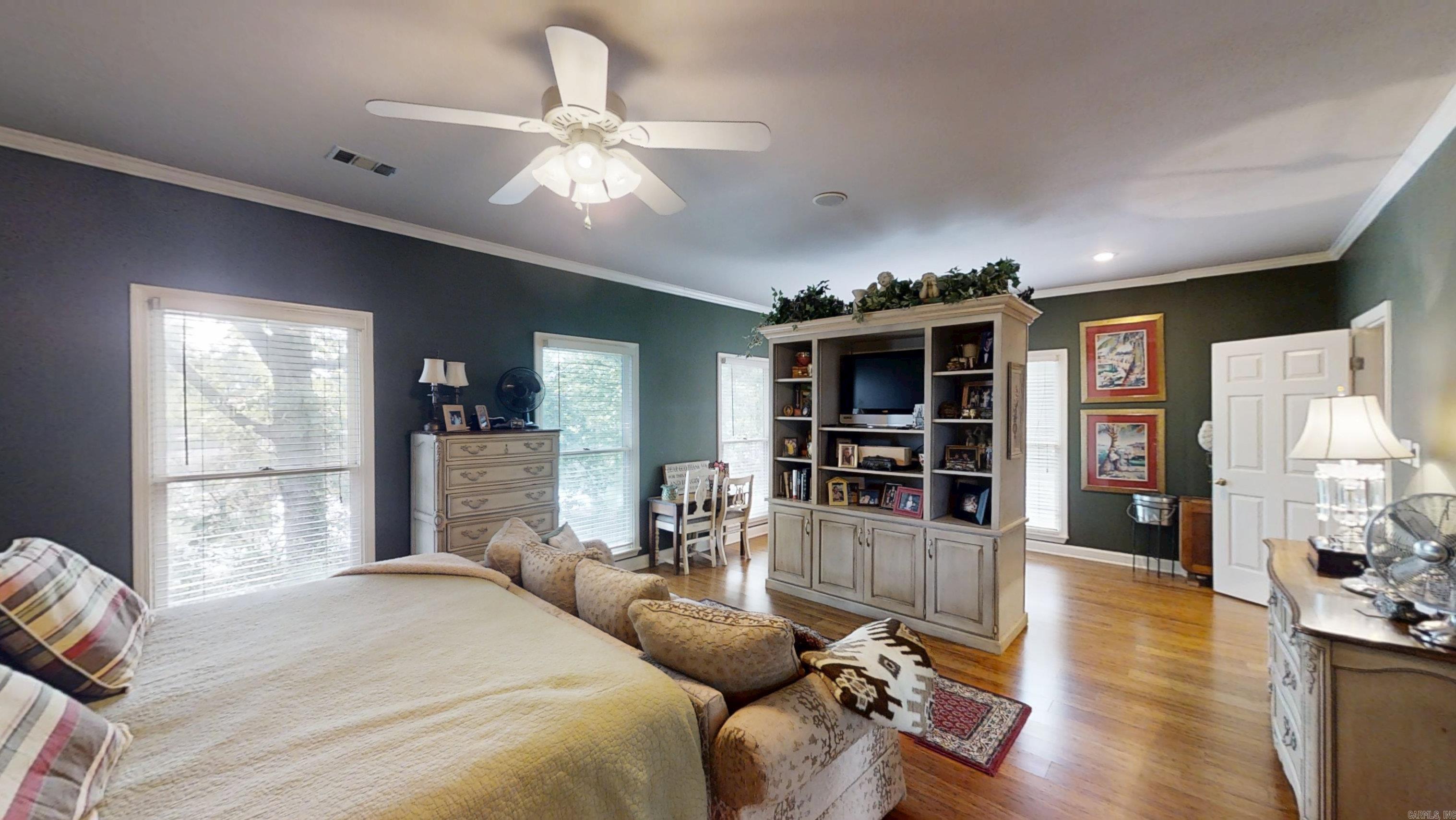 3102 Sara Creek Drive Property Photo 25