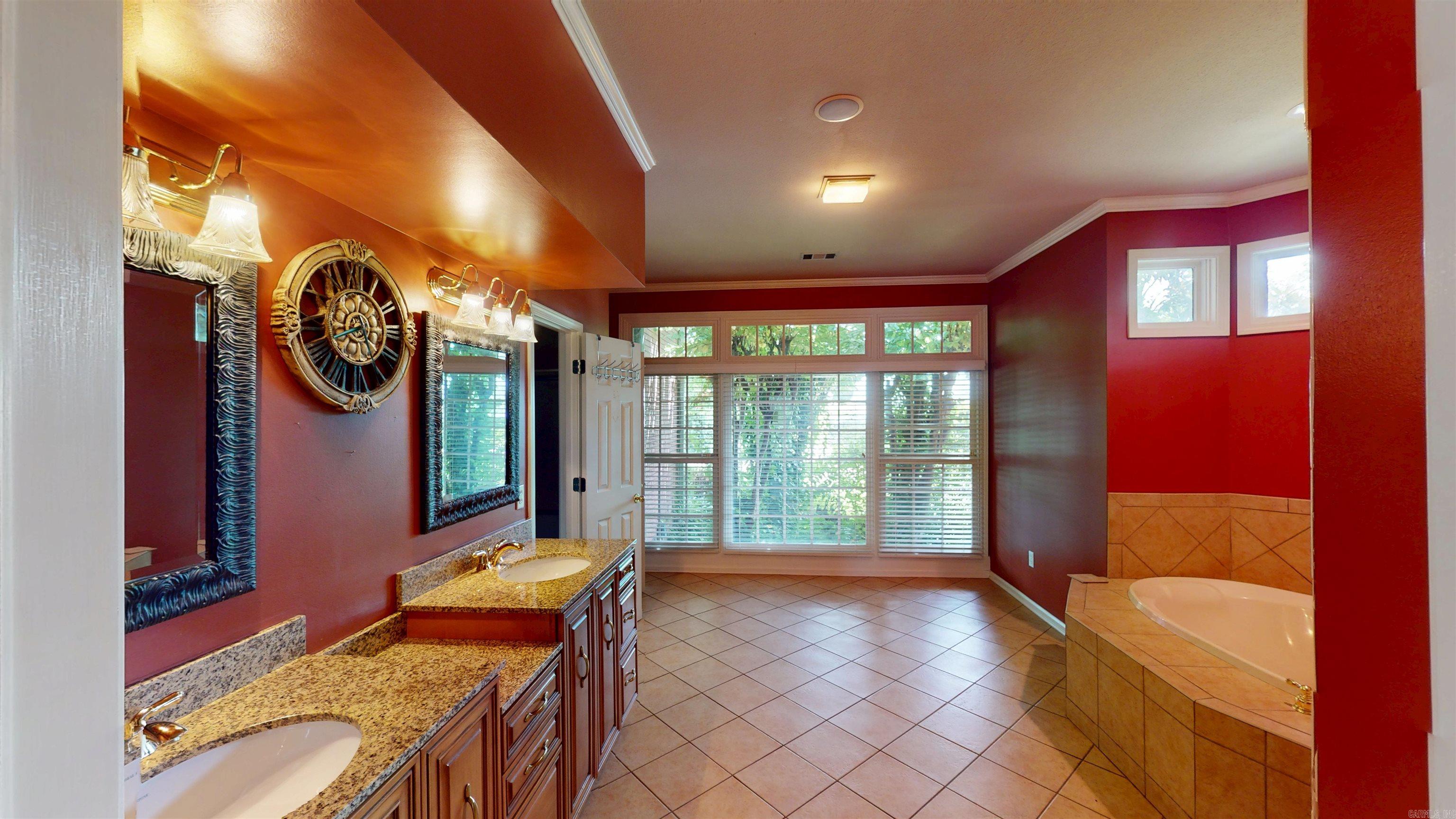 3102 Sara Creek Drive Property Photo 26