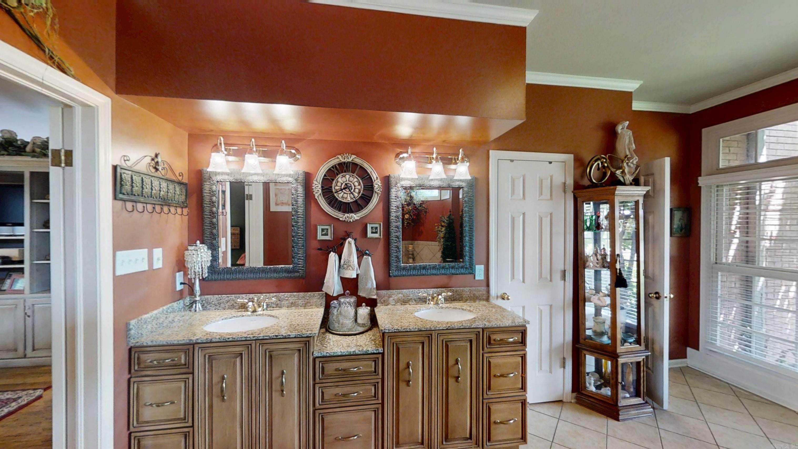 3102 Sara Creek Drive Property Photo 28