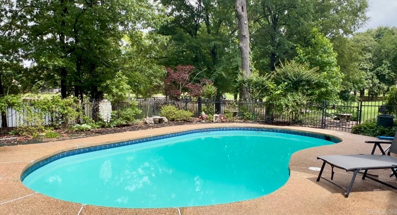 3102 Sara Creek Drive Property Photo 40