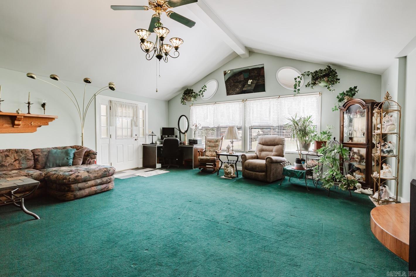 211 Southeastern Avenue Property Photo 4