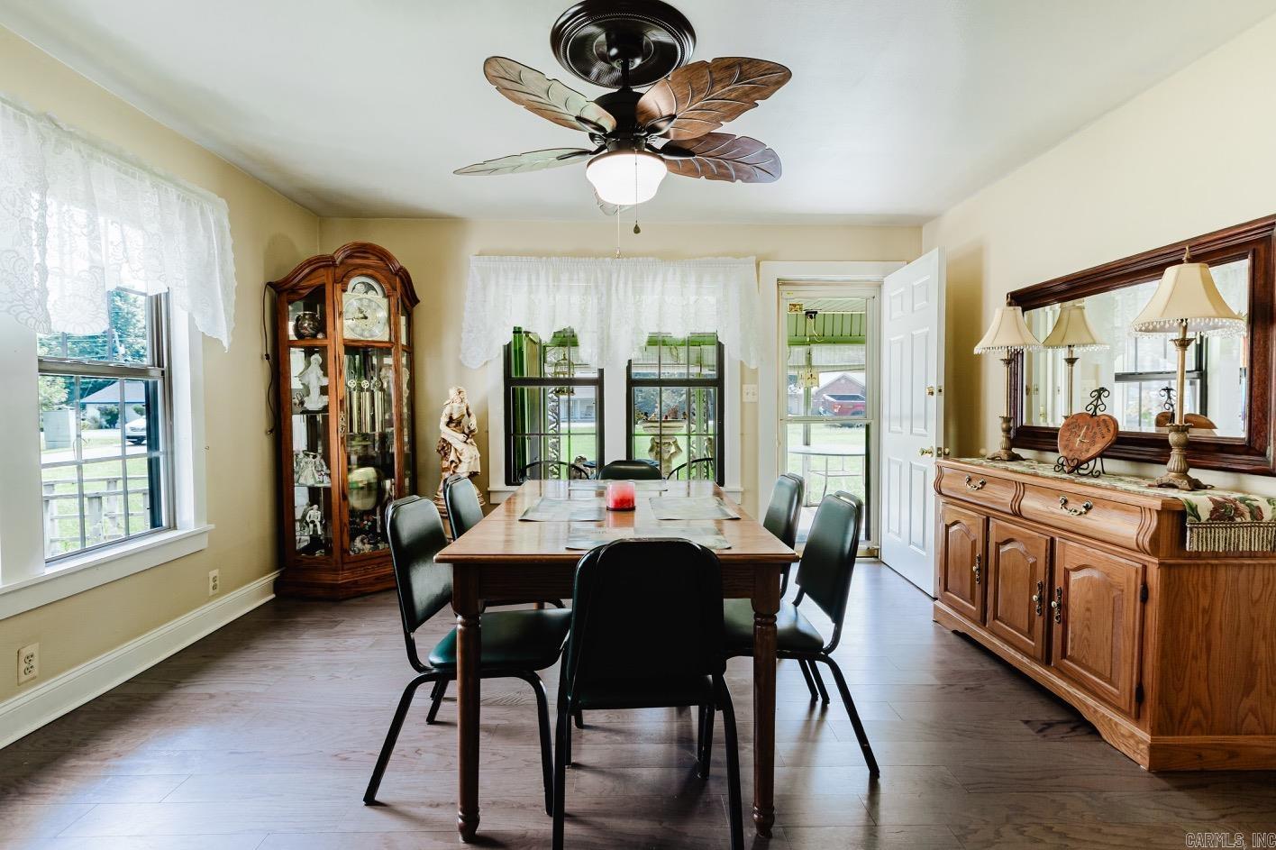 211 Southeastern Avenue Property Photo 8