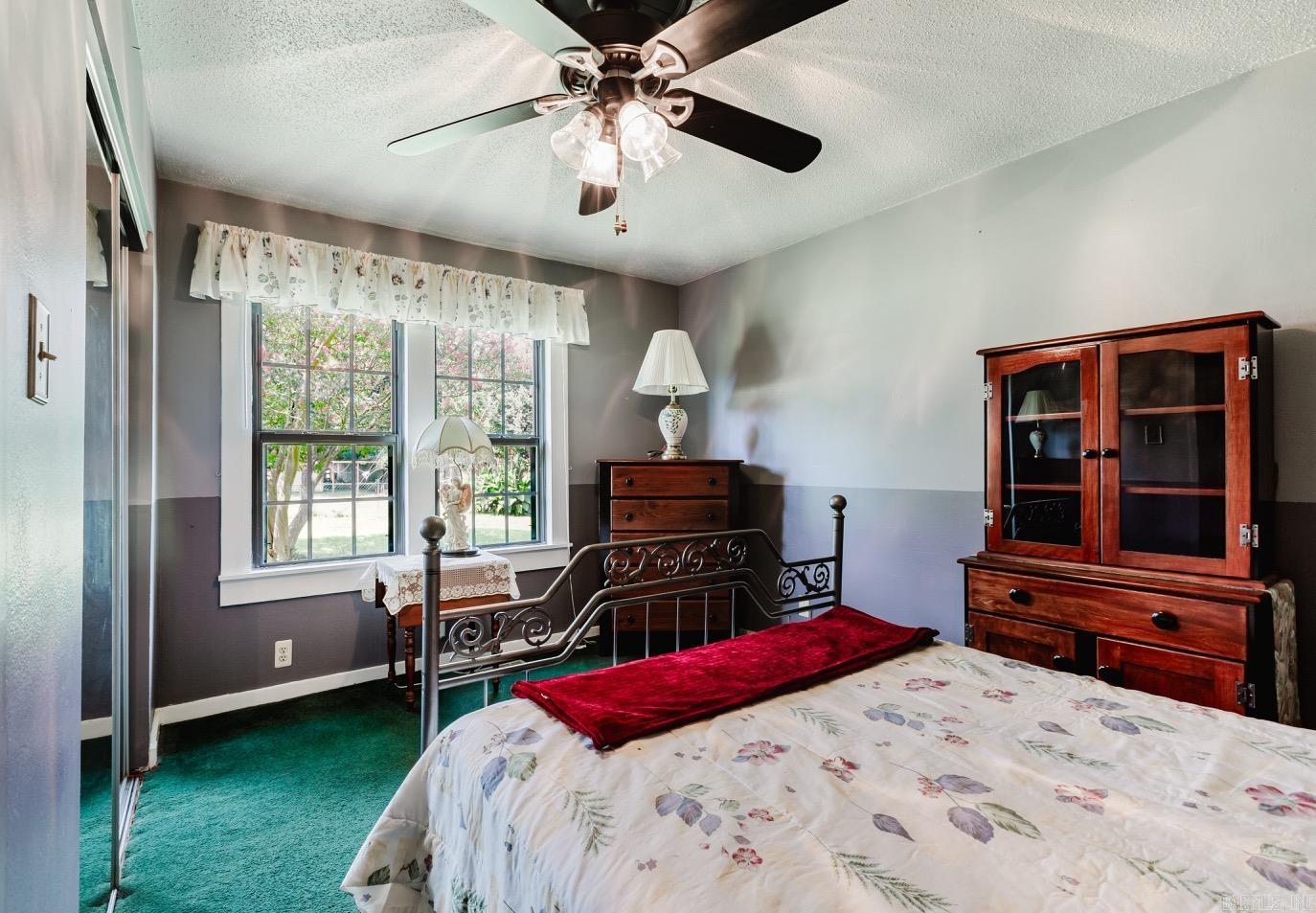 211 Southeastern Avenue Property Photo 11