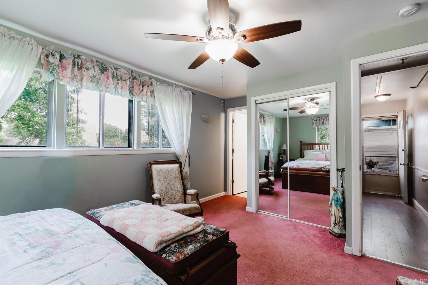 211 Southeastern Avenue Property Photo 14