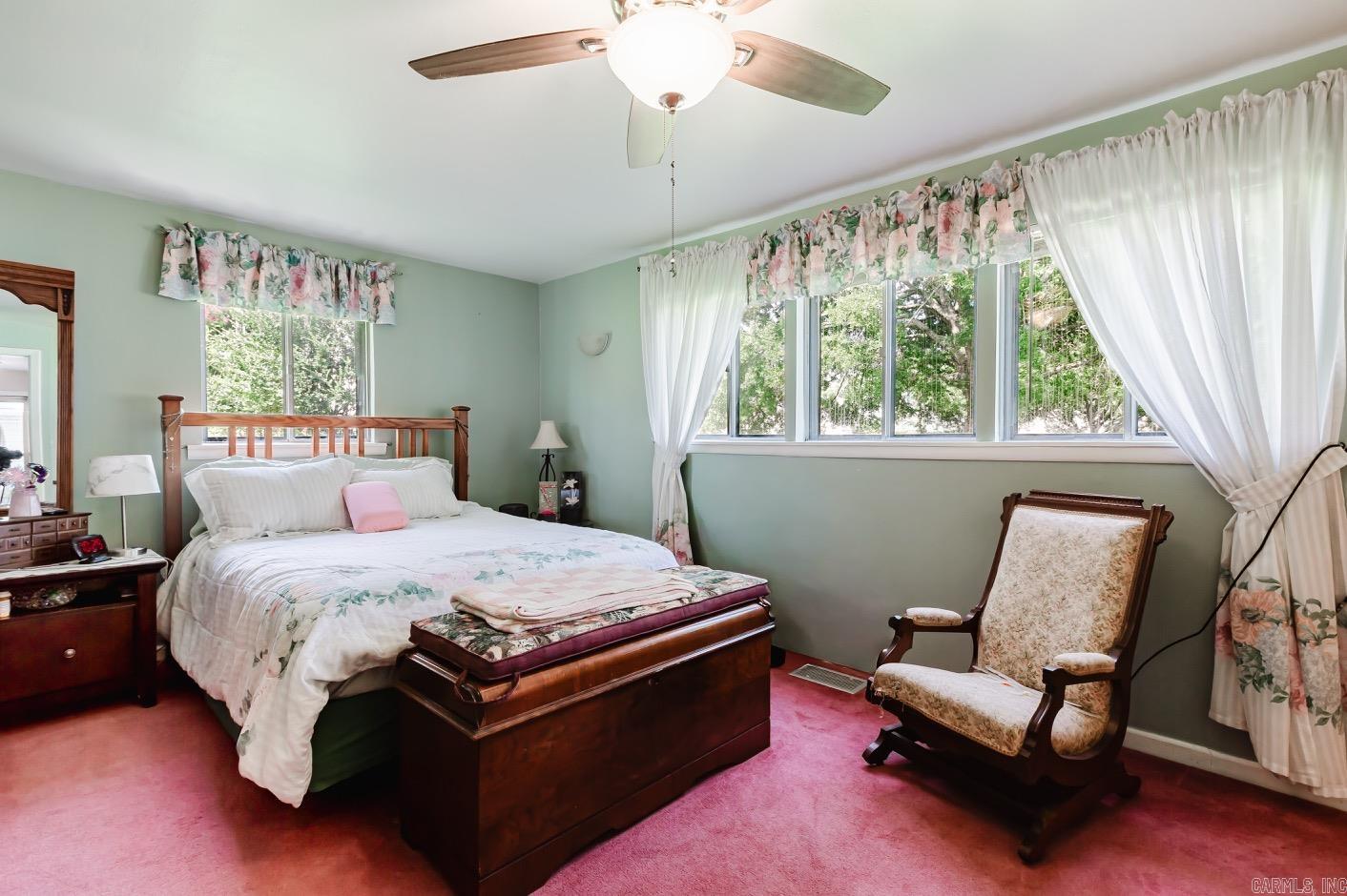 211 Southeastern Avenue Property Photo 15