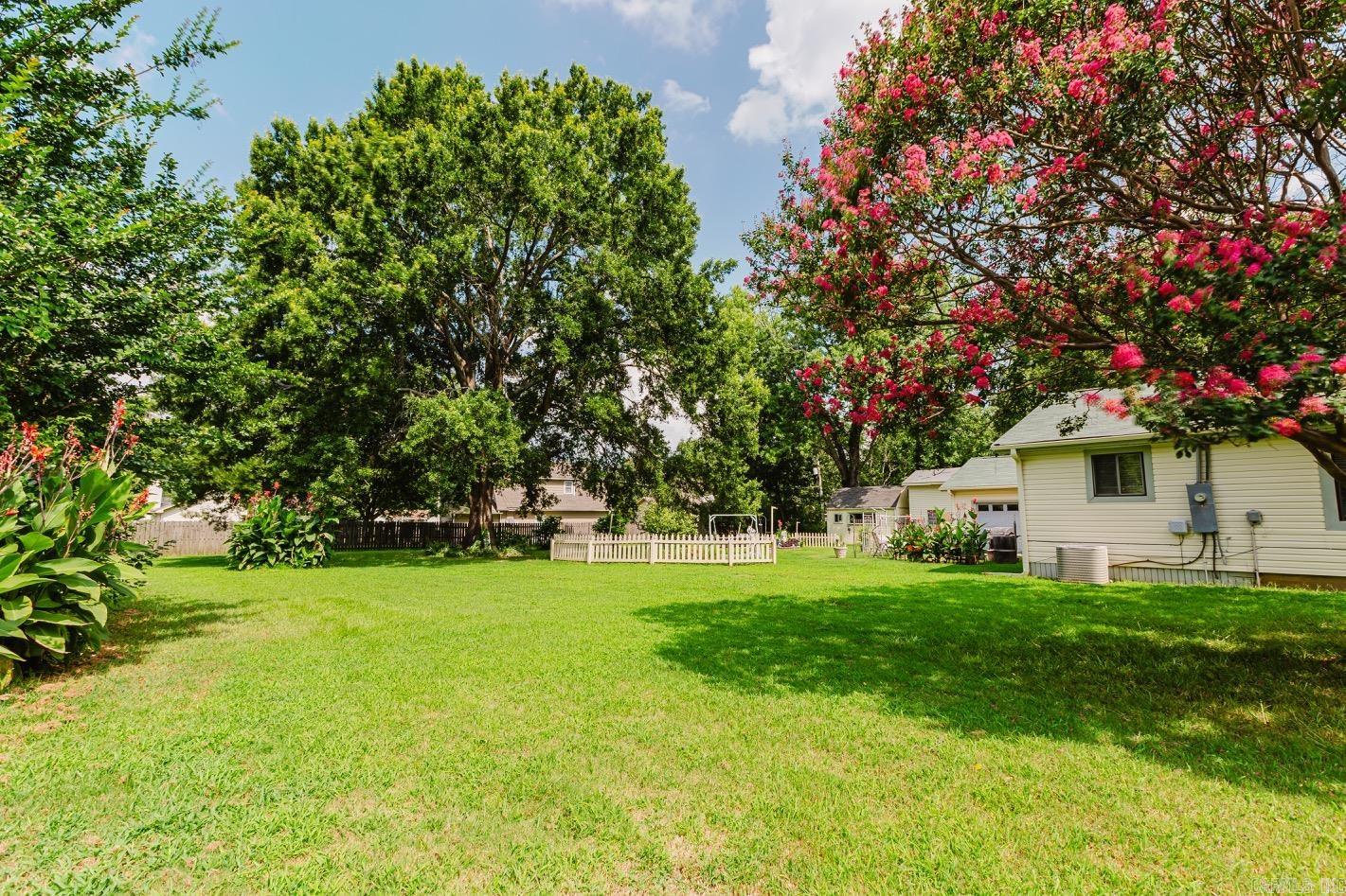 211 Southeastern Avenue Property Photo 26