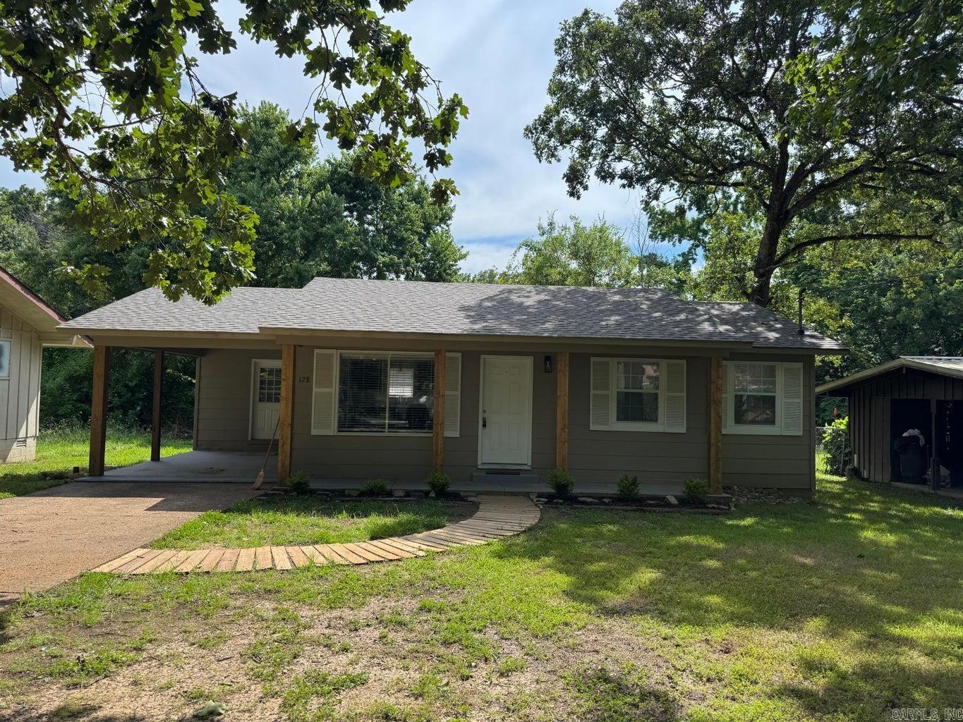 128 Hiawatha Drive Property Photo 42