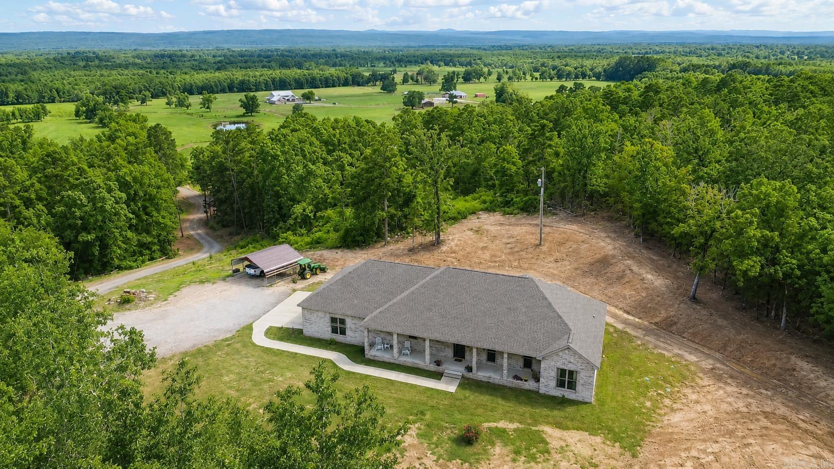 3080 Highway 60 W Property Photo 2