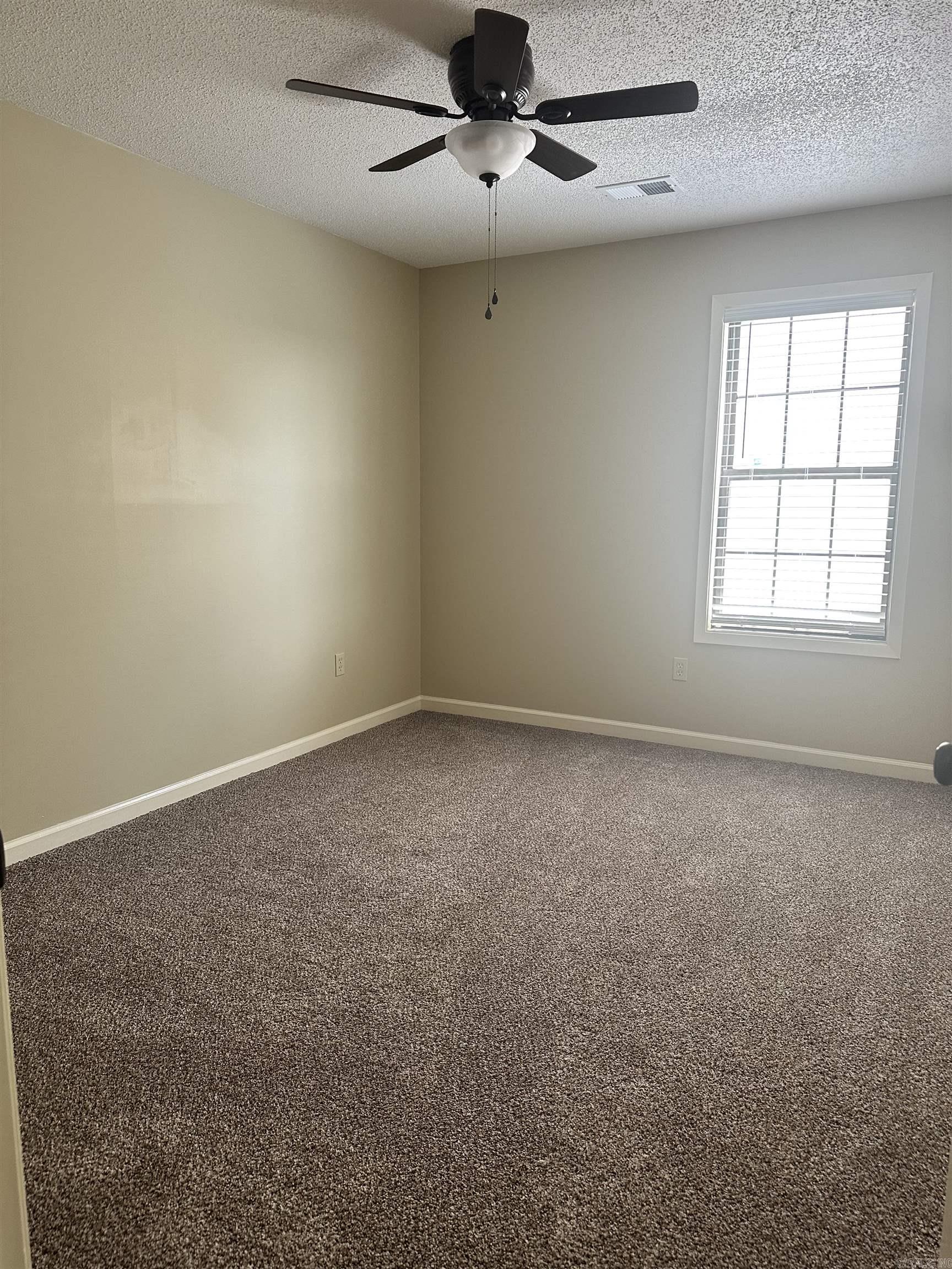 121 Sequoia Street Property Photo 7