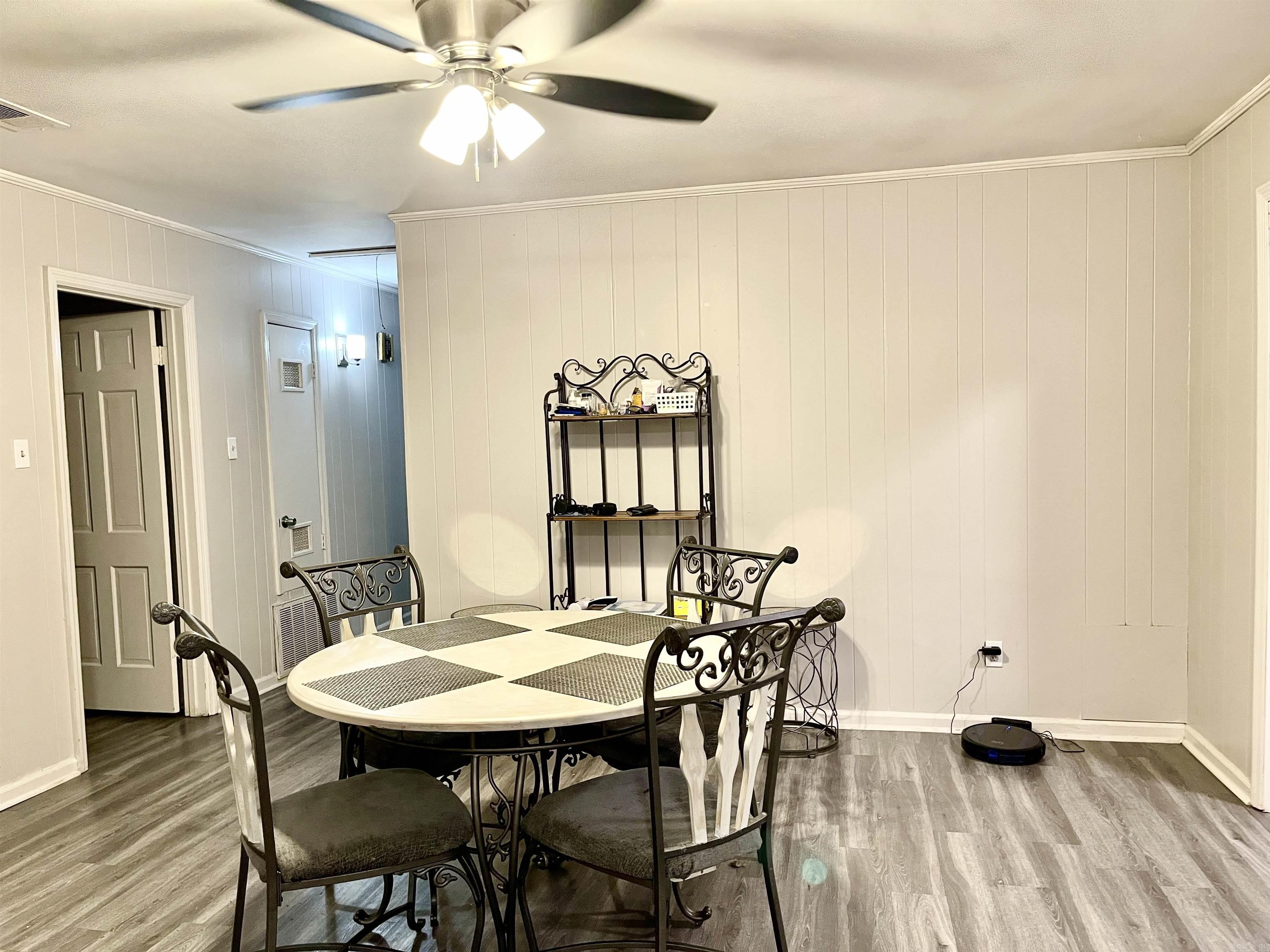 7404 Indiana Avenue Property Photo 8