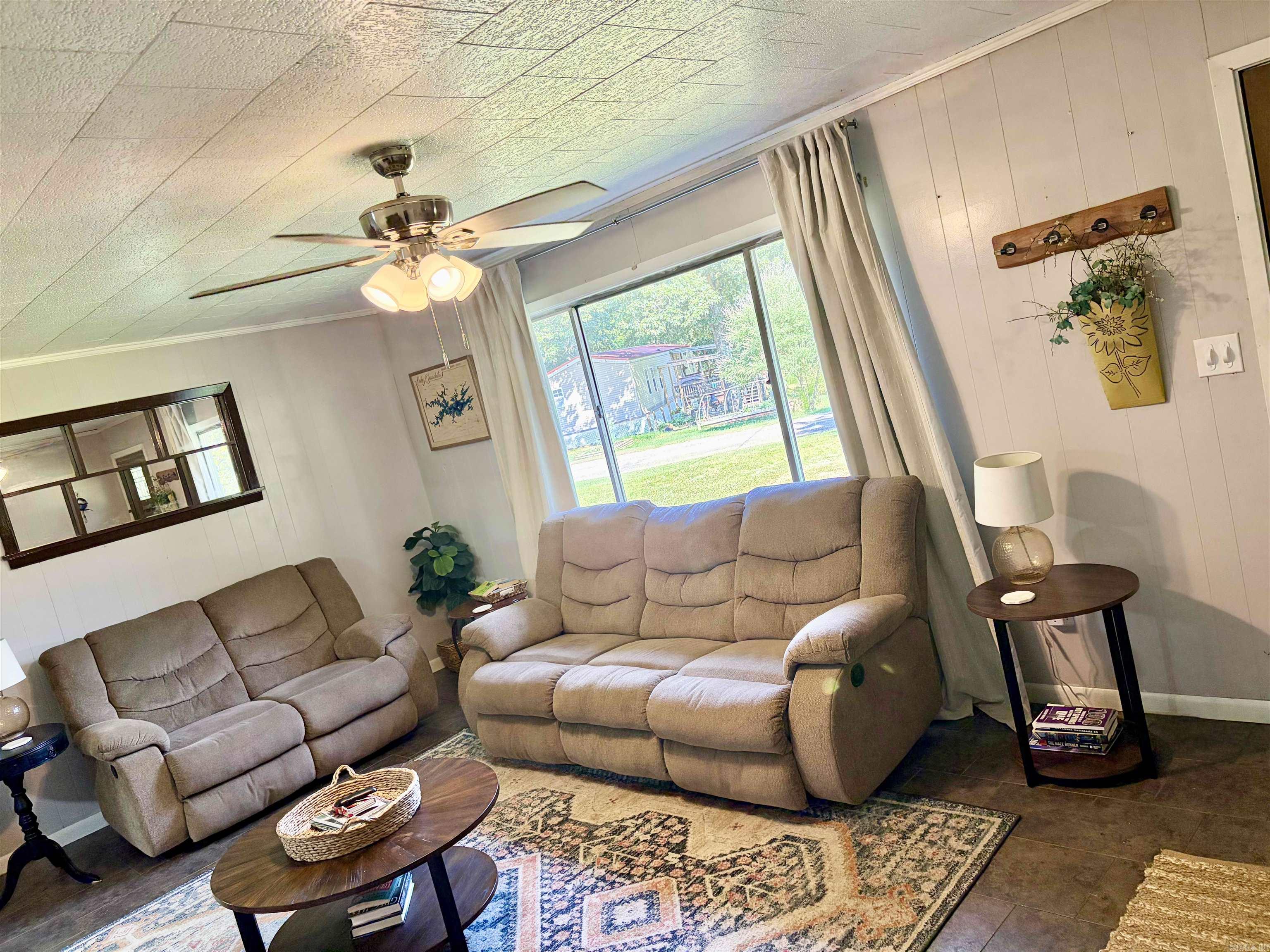 146 Buchheit Property Photo 3