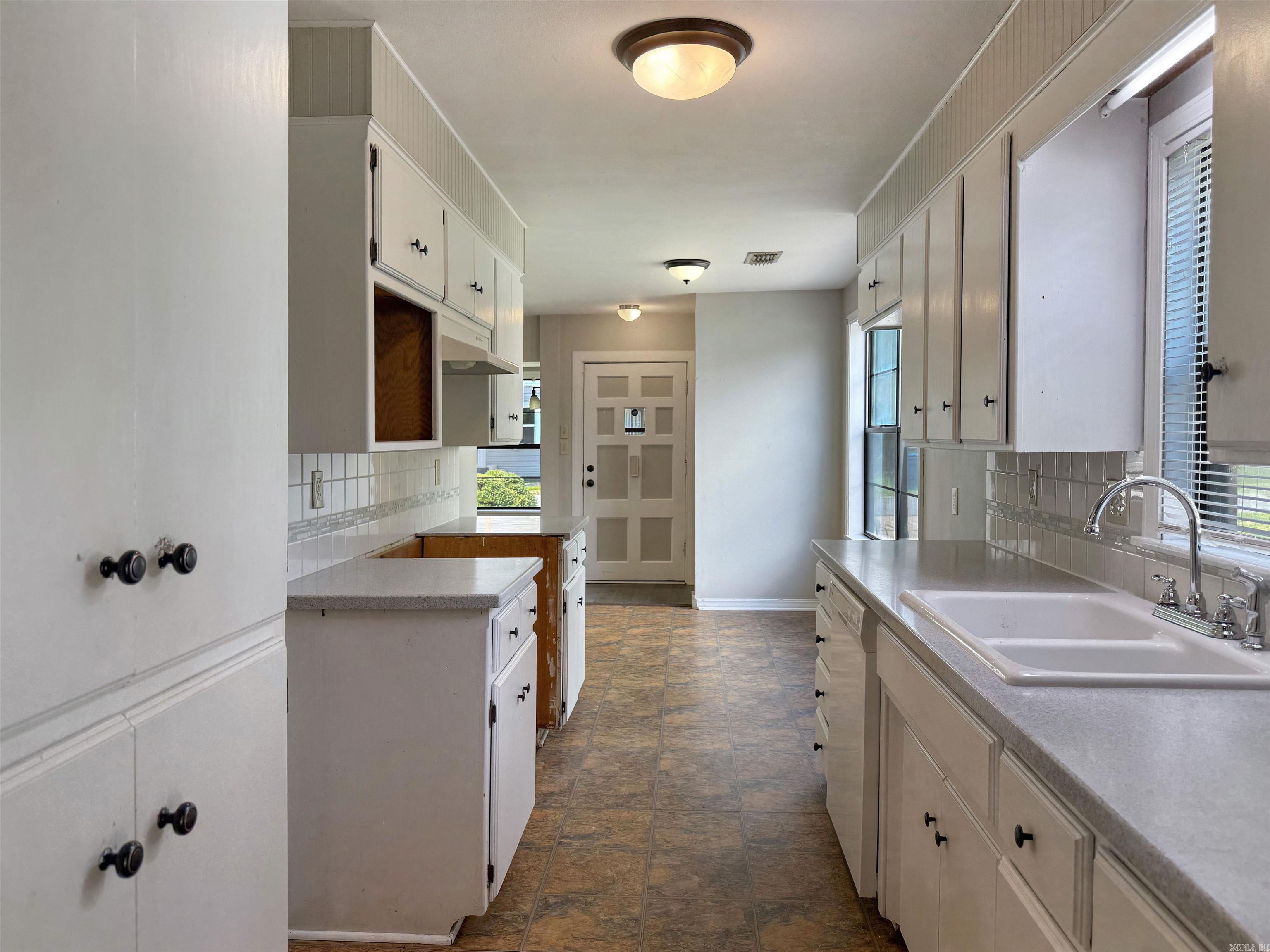 1019 Clardy Street Property Photo 10