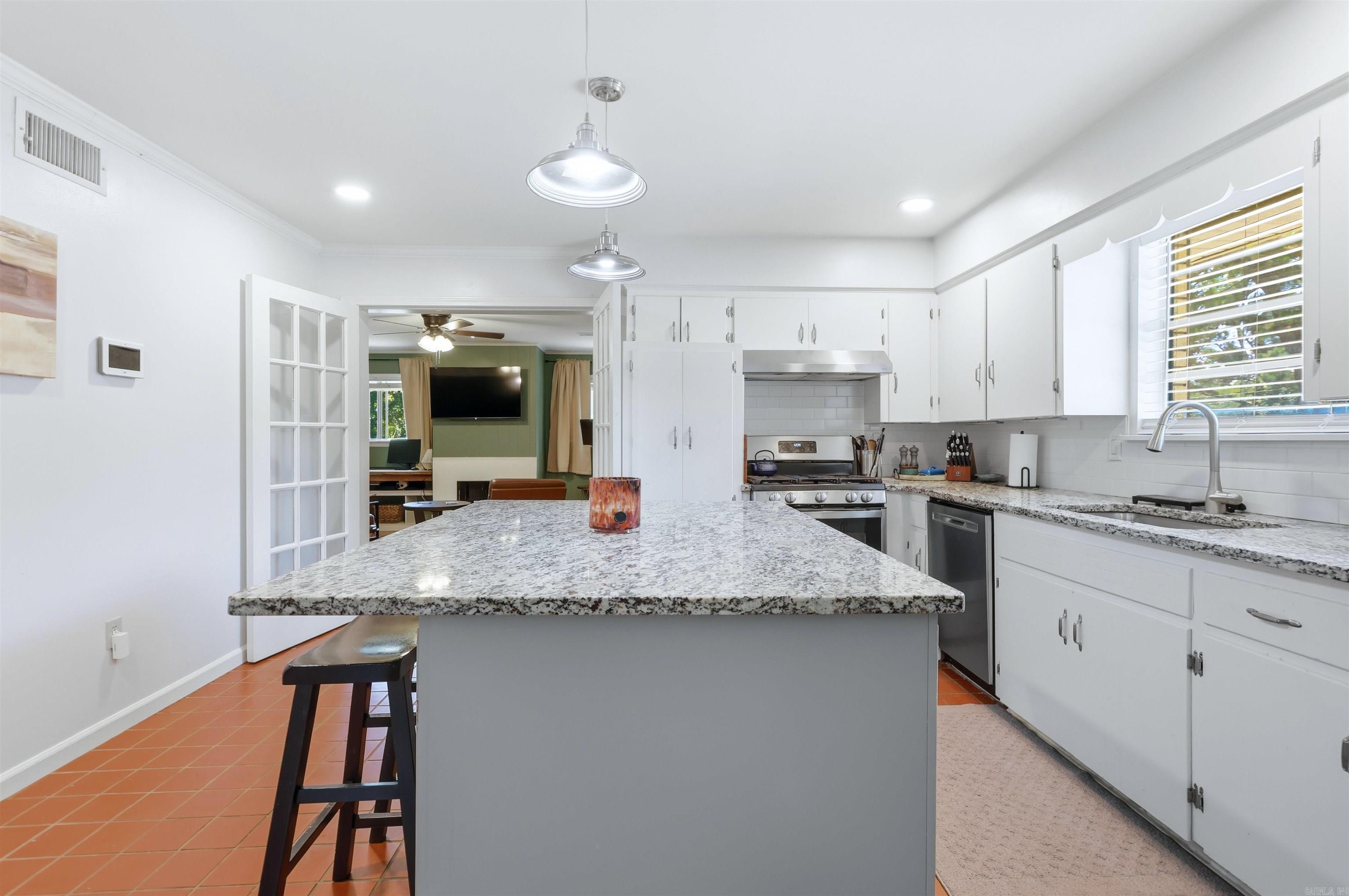 1124 Mellon Street Property Photo 19