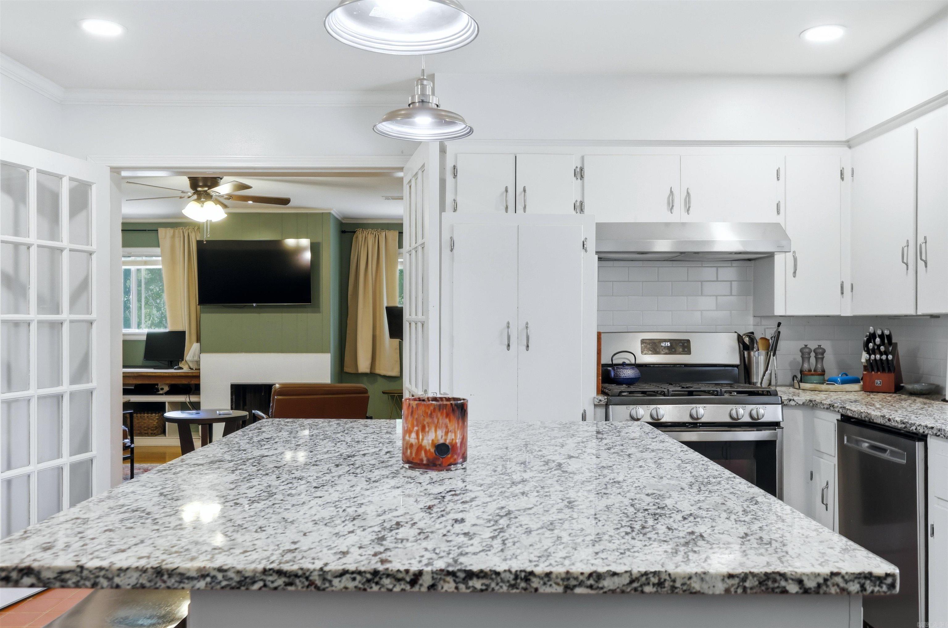 1124 Mellon Street Property Photo 20
