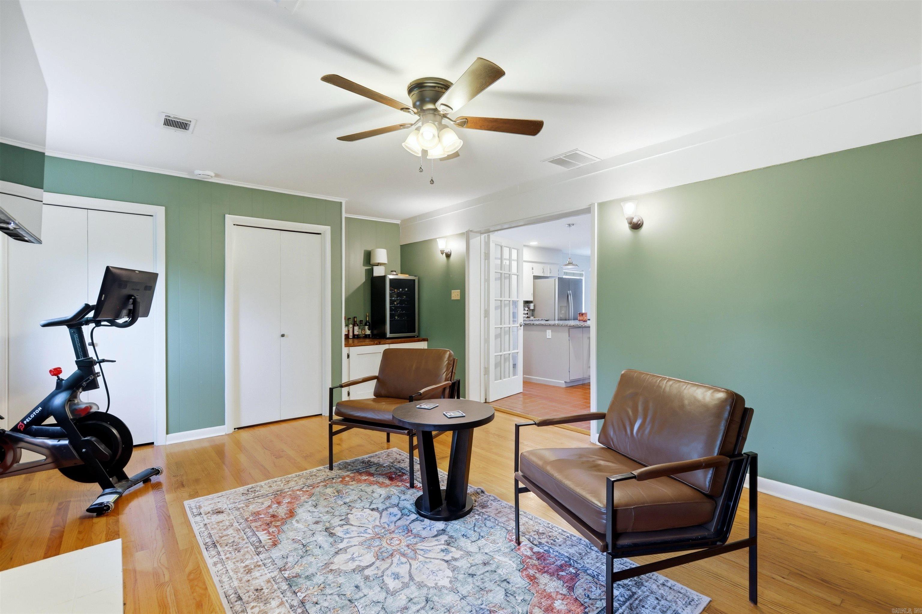1124 Mellon Street Property Photo 25