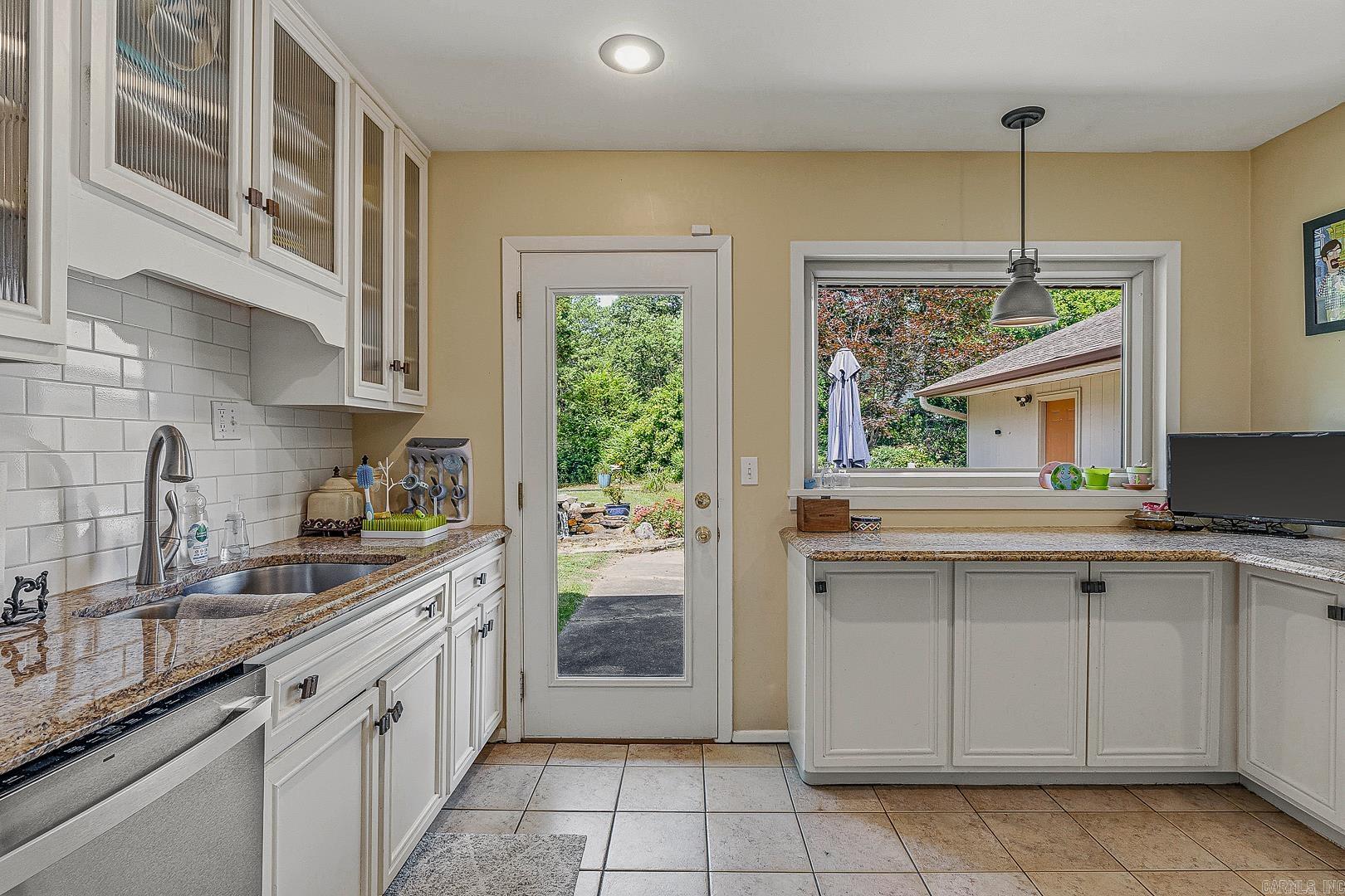 1601 Dupwe Drive Property Photo 14