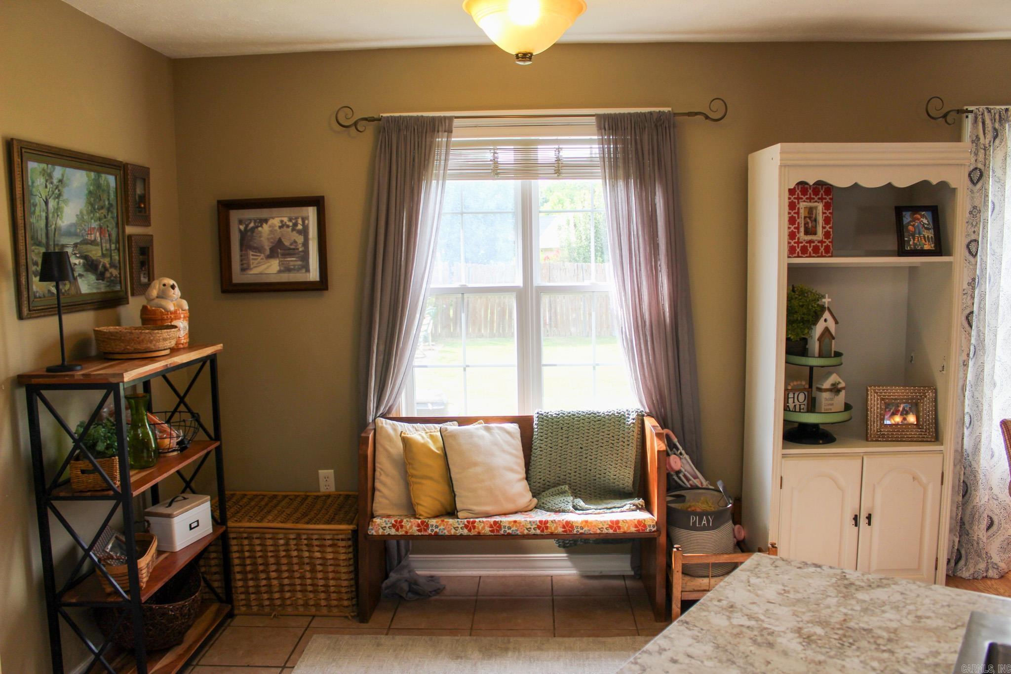2122 Daniel Drive Property Photo 8