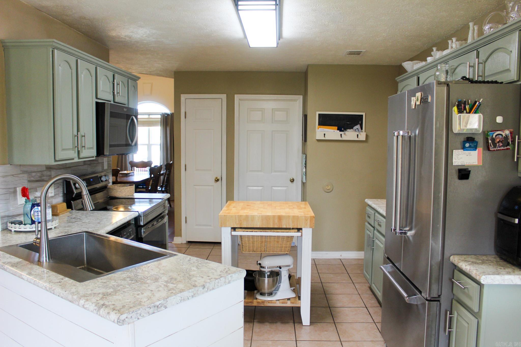 2122 Daniel Drive Property Photo 9