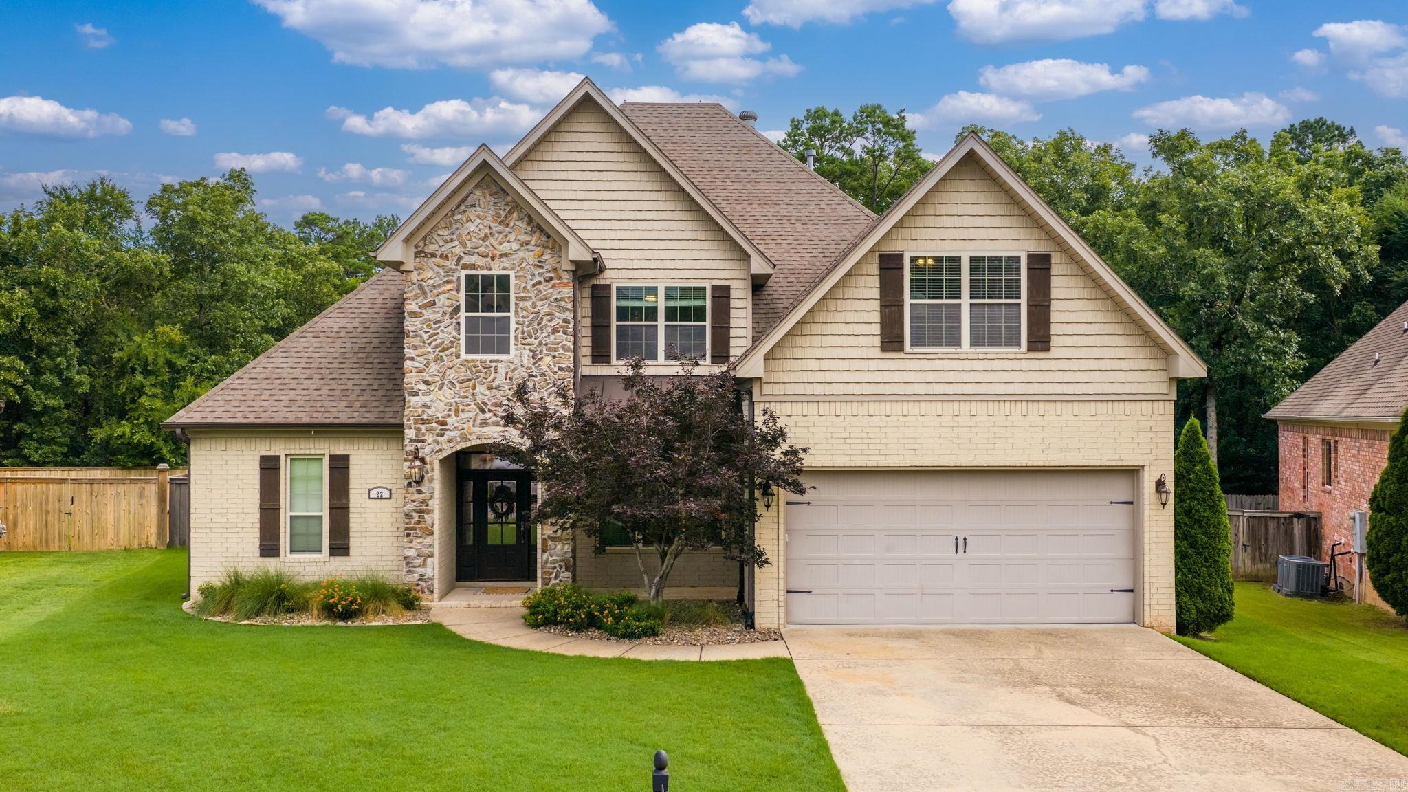 22 Tournay Circle Property Photo 1