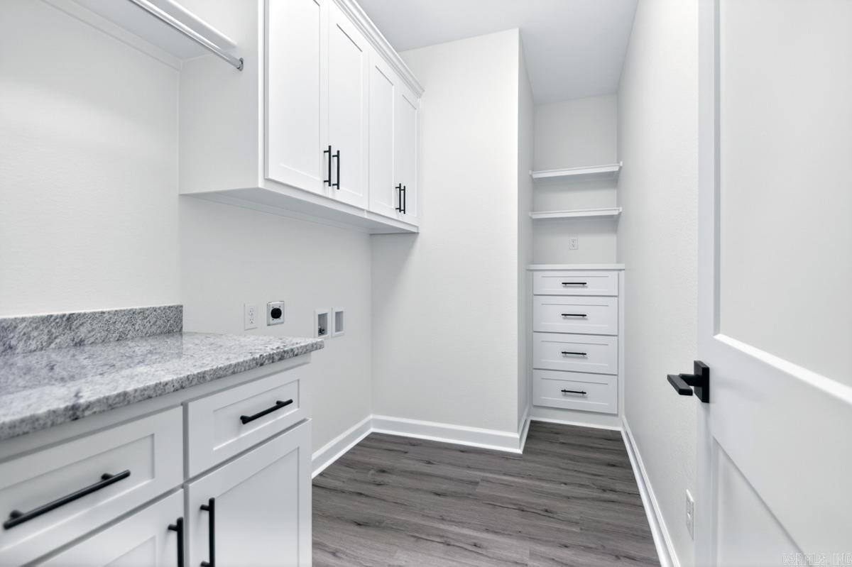1112 Duke Drive Property Photo 17
