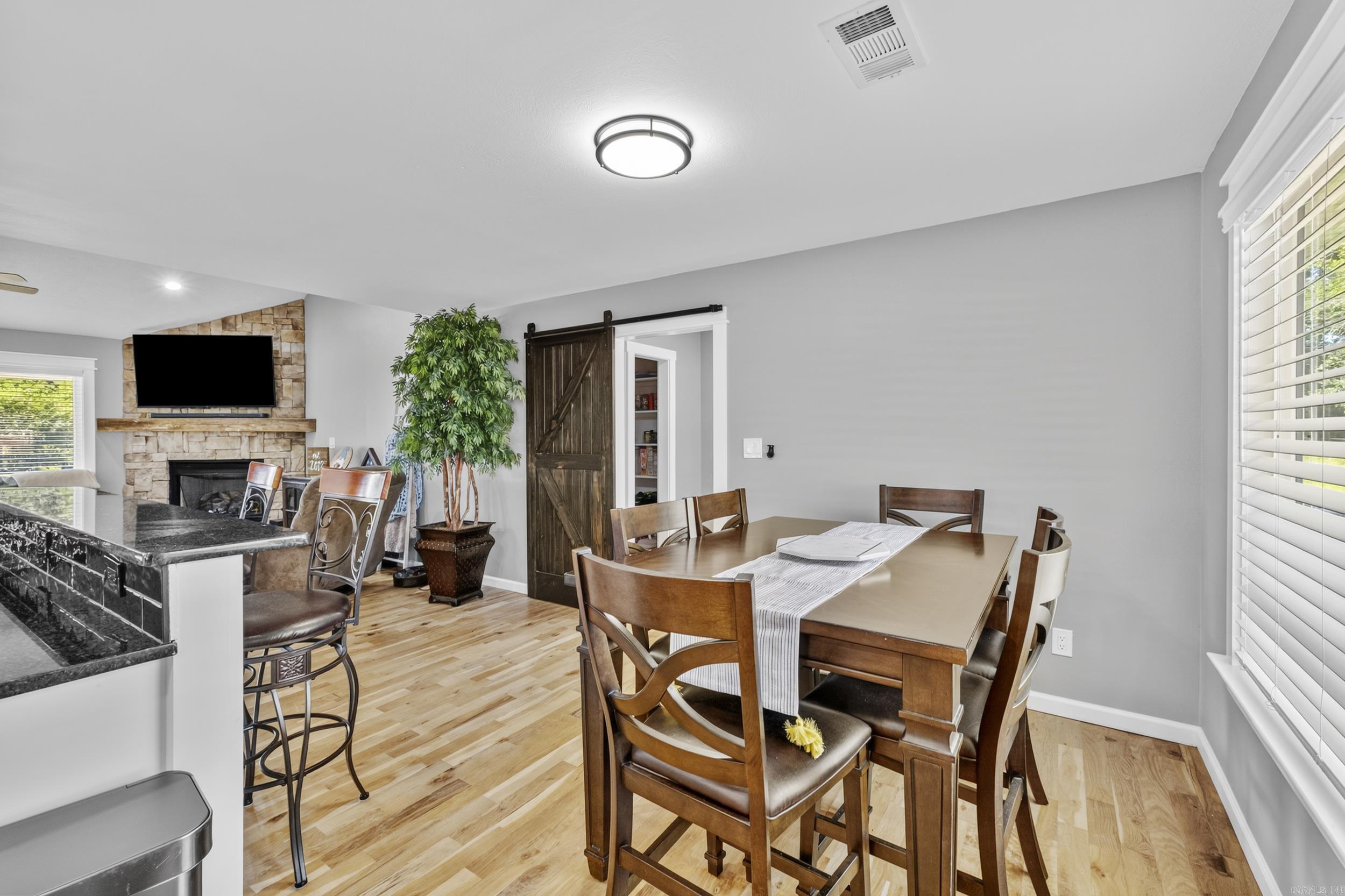 50 Waterloo Loop Property Photo 13