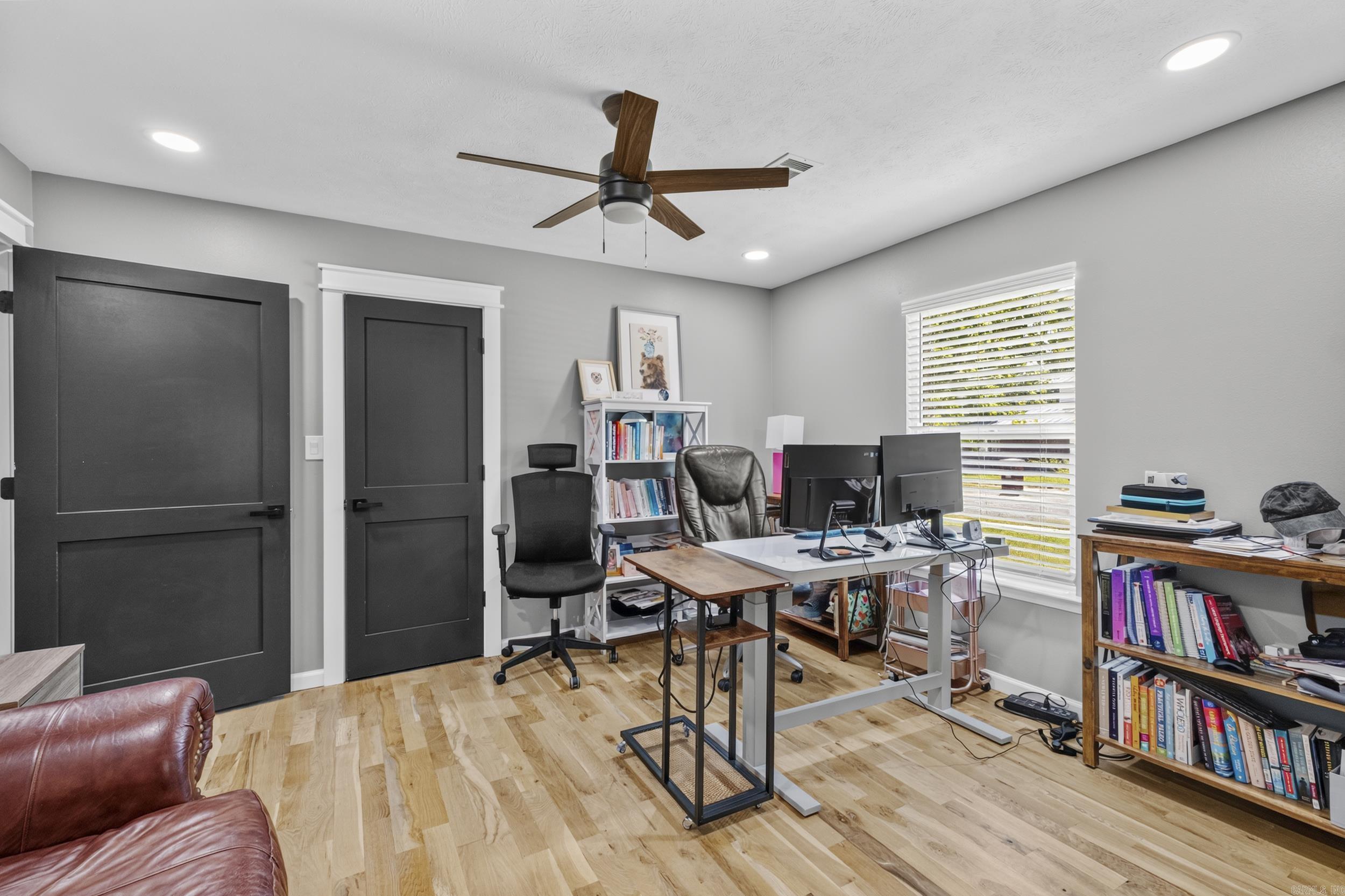 50 Waterloo Loop Property Photo 17