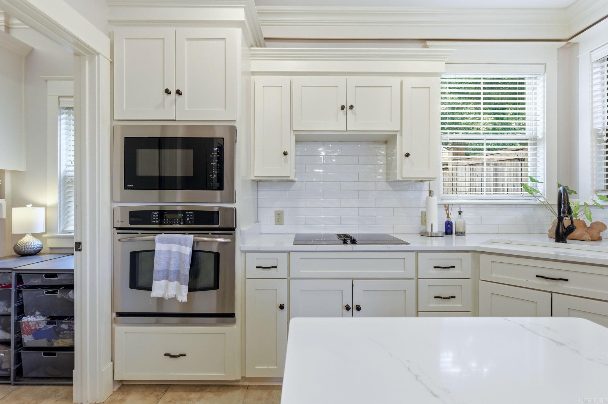 10 Epernay Circle Property Photo 11