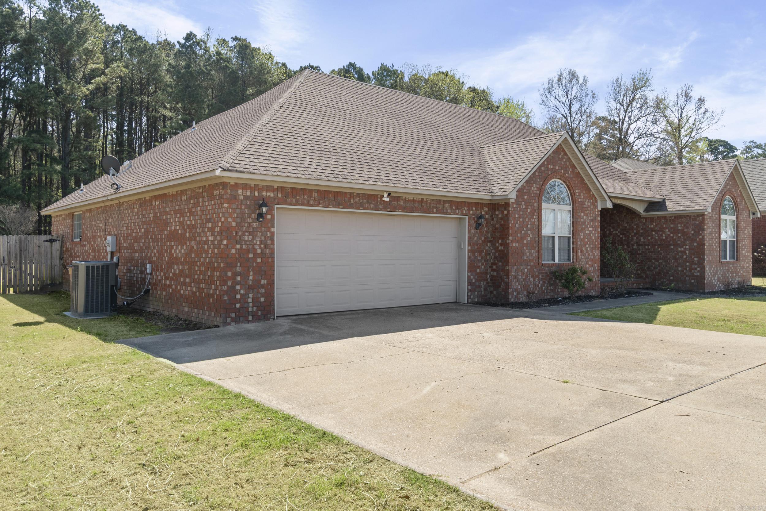 1786 N Killough Road Property Photo 3