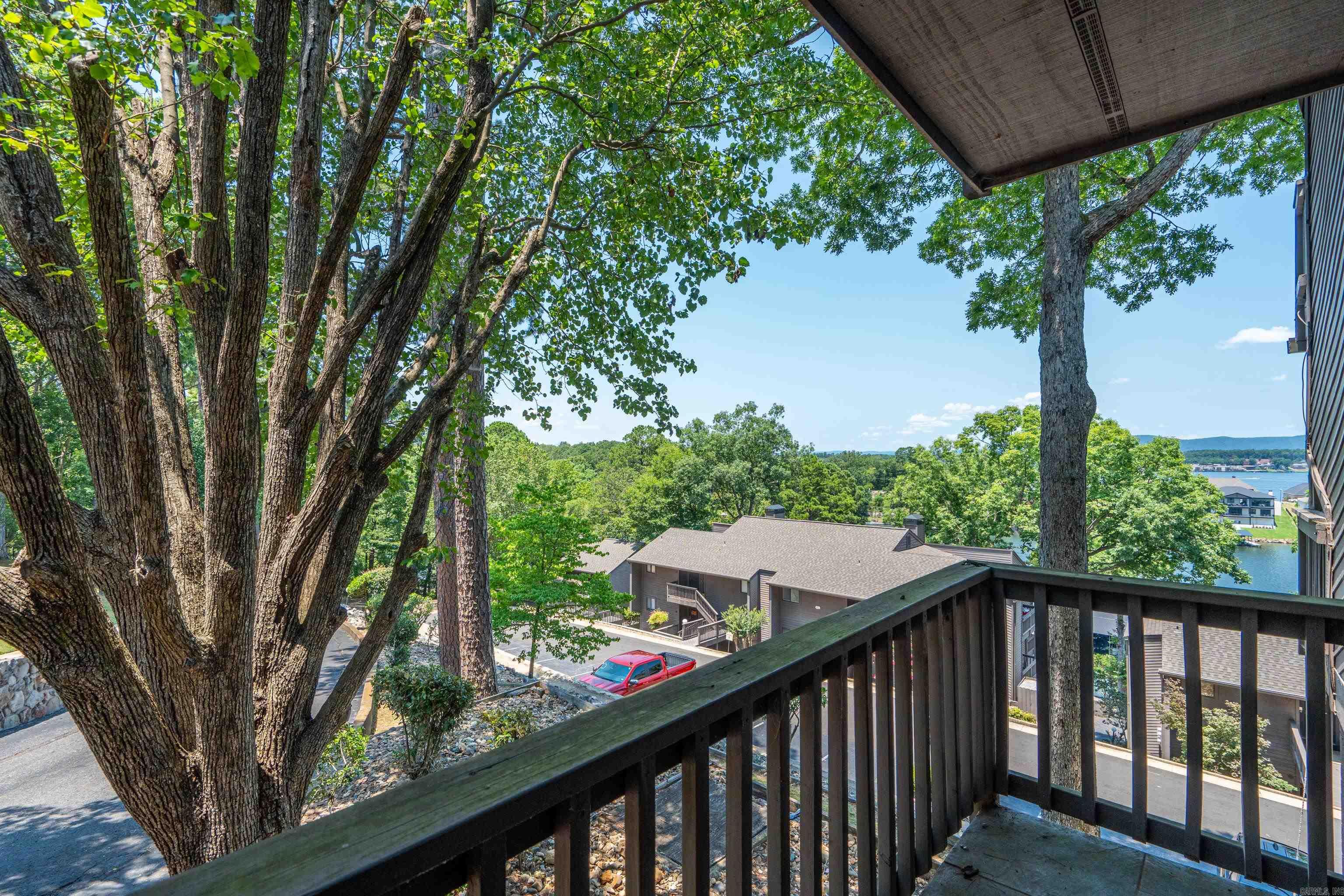 200 Hamilton Oaks G1 Property Photo 2
