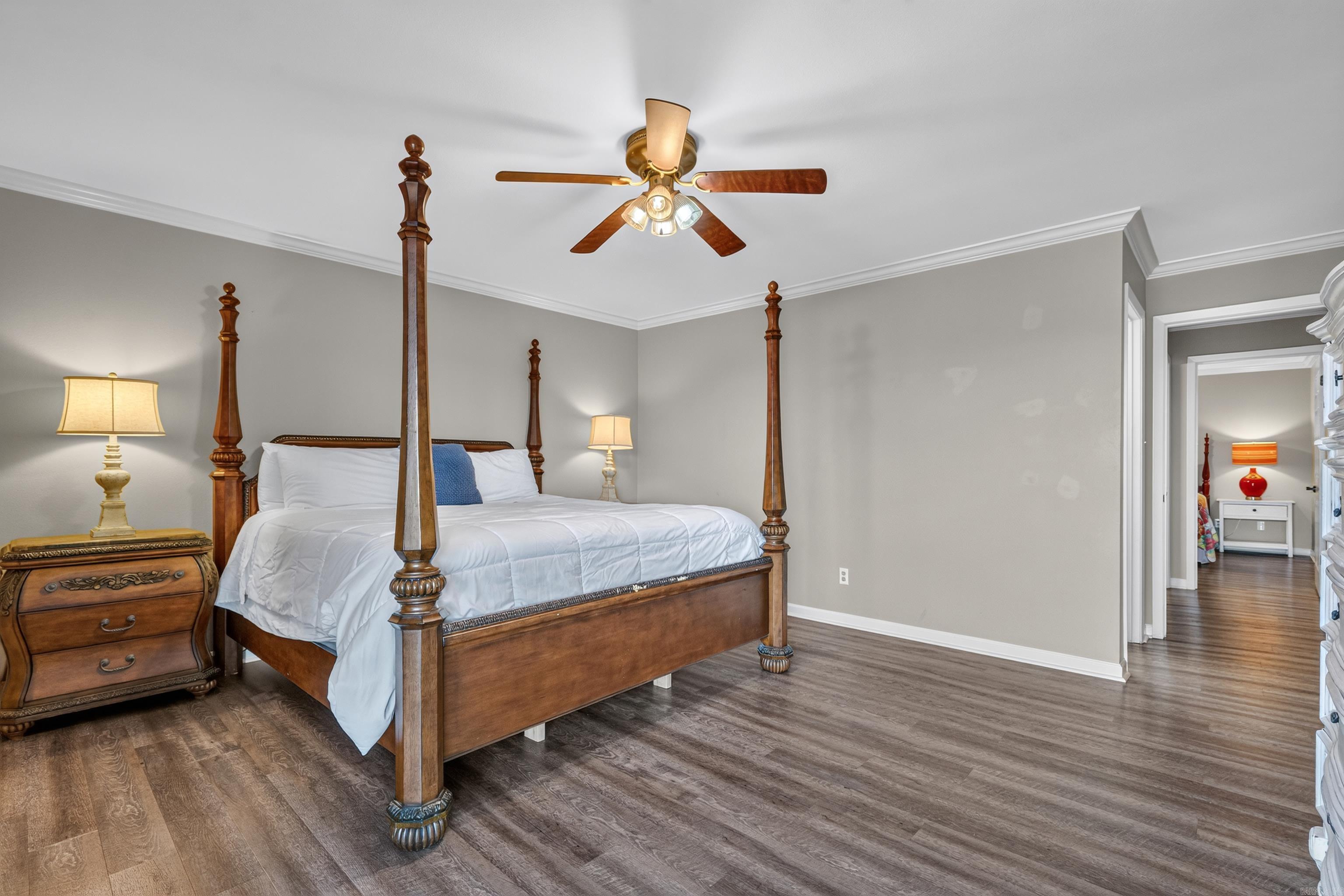 200 Hamilton Oaks G1 Property Photo 28