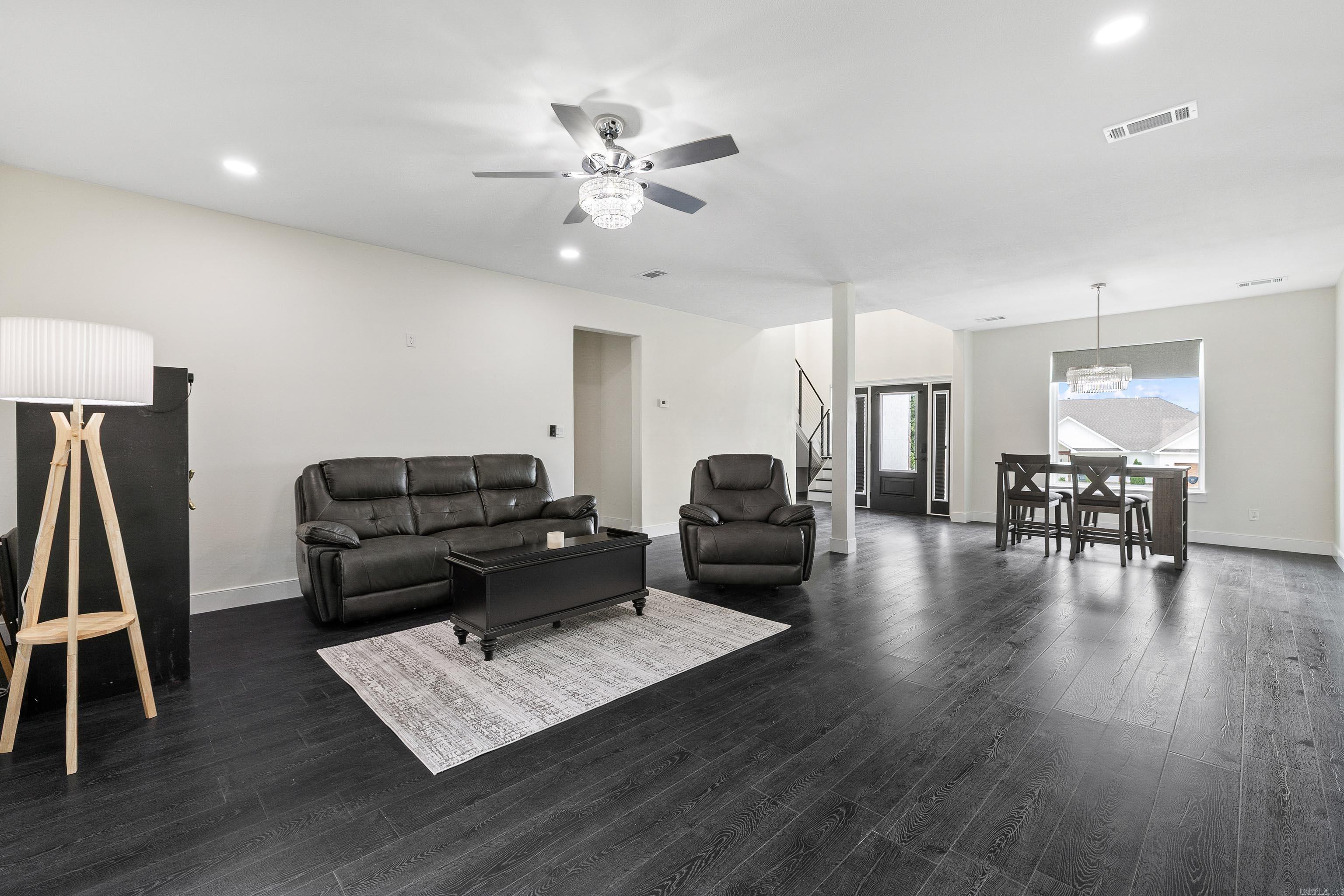 8937 Wingate Drive Property Photo 6