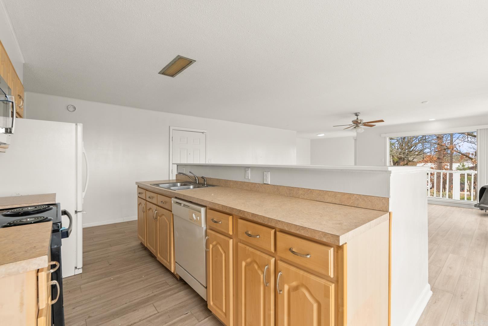 500 Nan Circle Property Photo 8