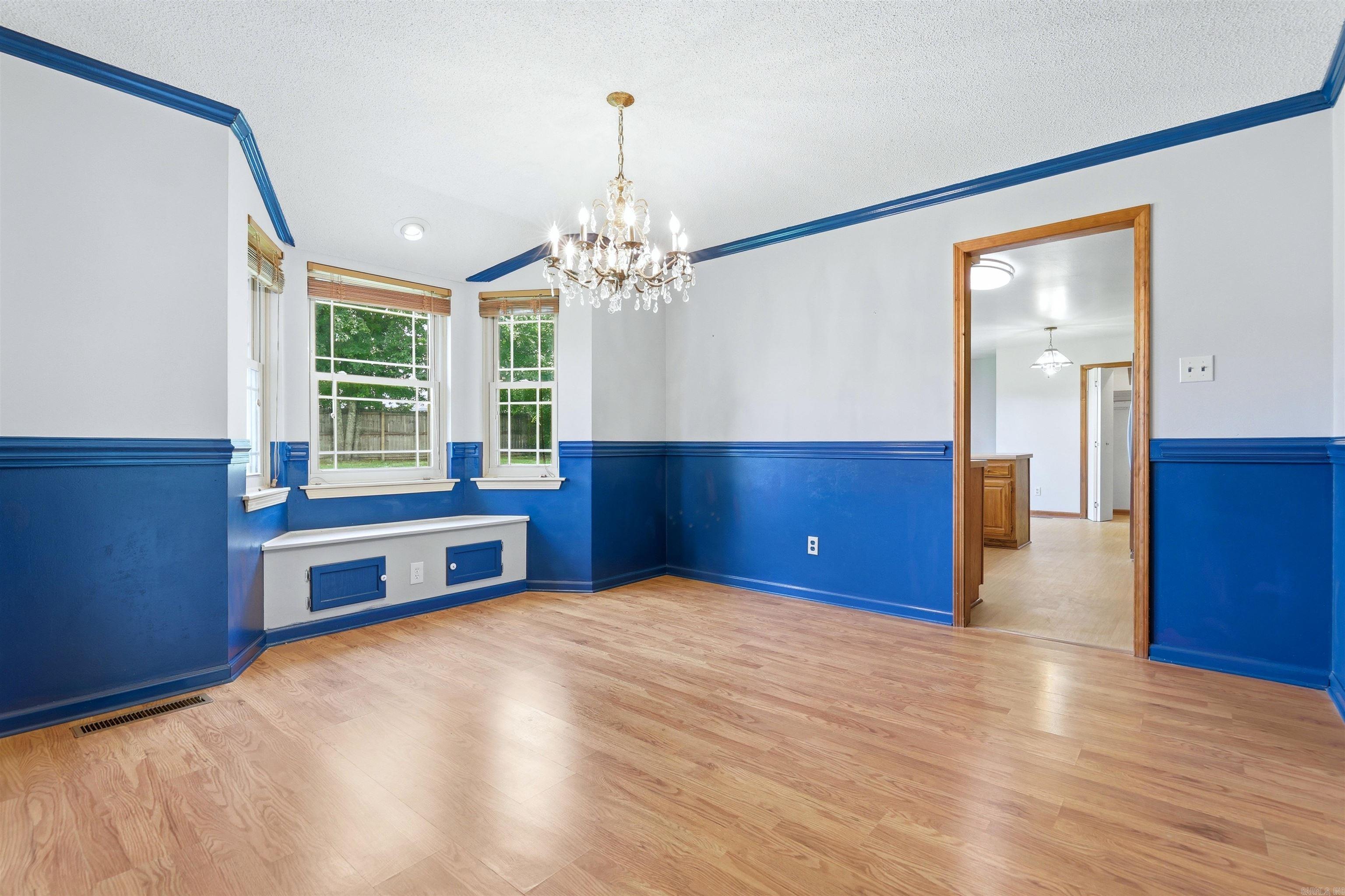 5115 N Locust Street Property Photo 14