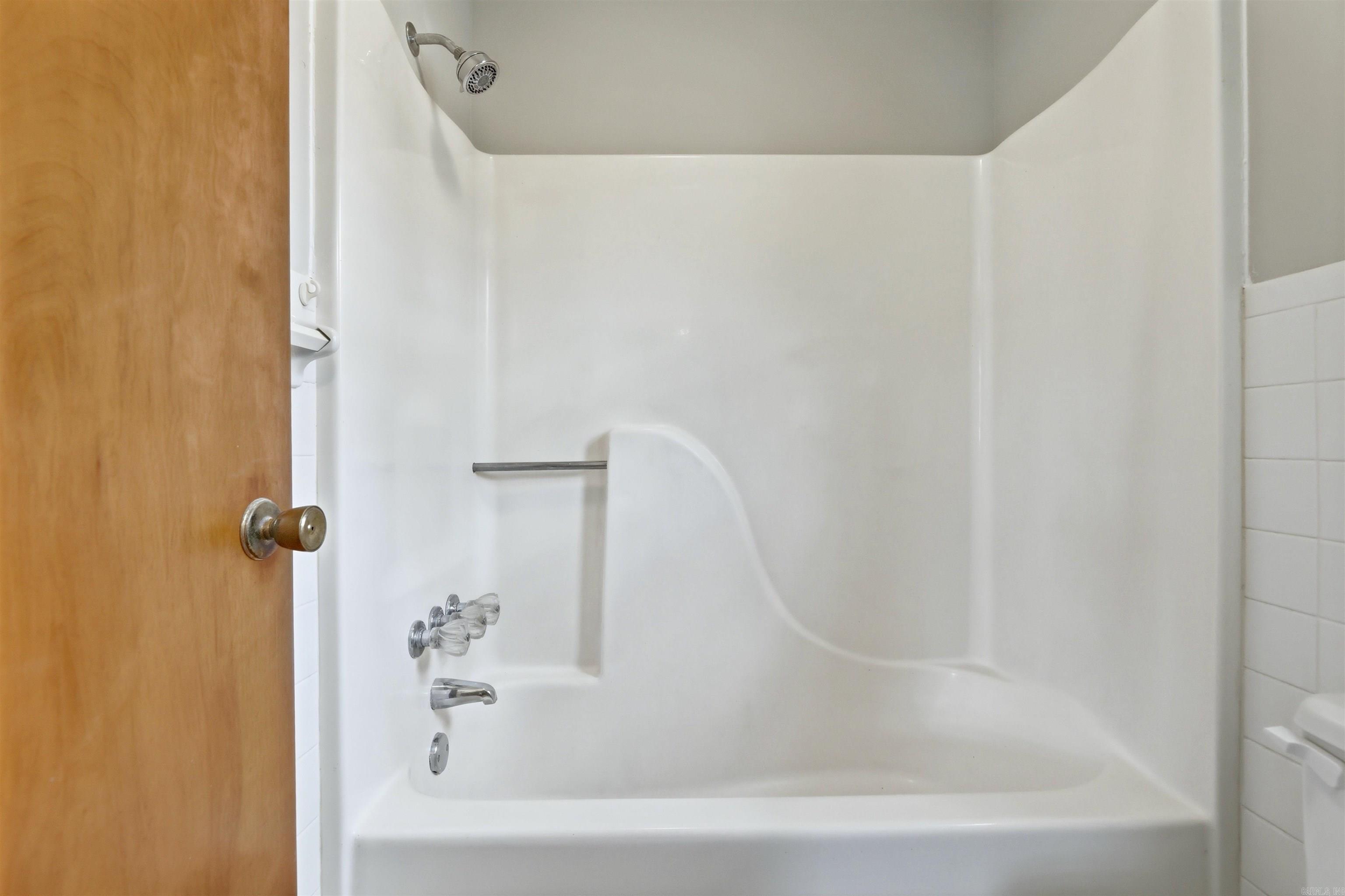 5115 N Locust Street Property Photo 20