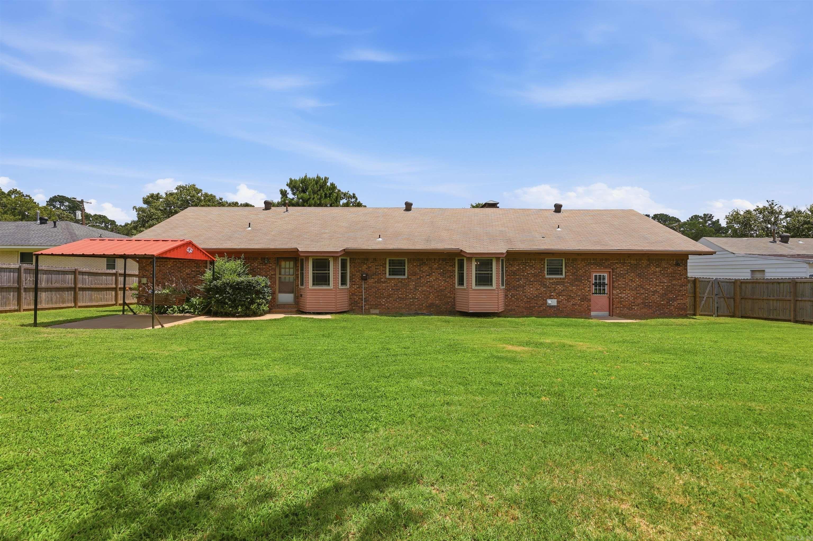 5115 N Locust Street Property Photo 31