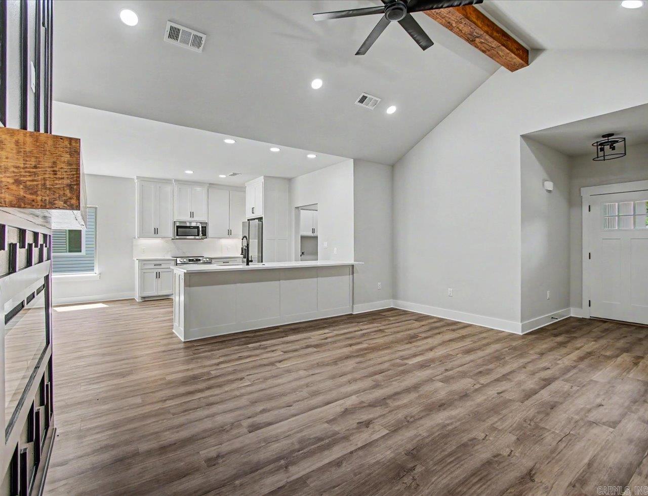 111 Glock Lane Property Photo 5