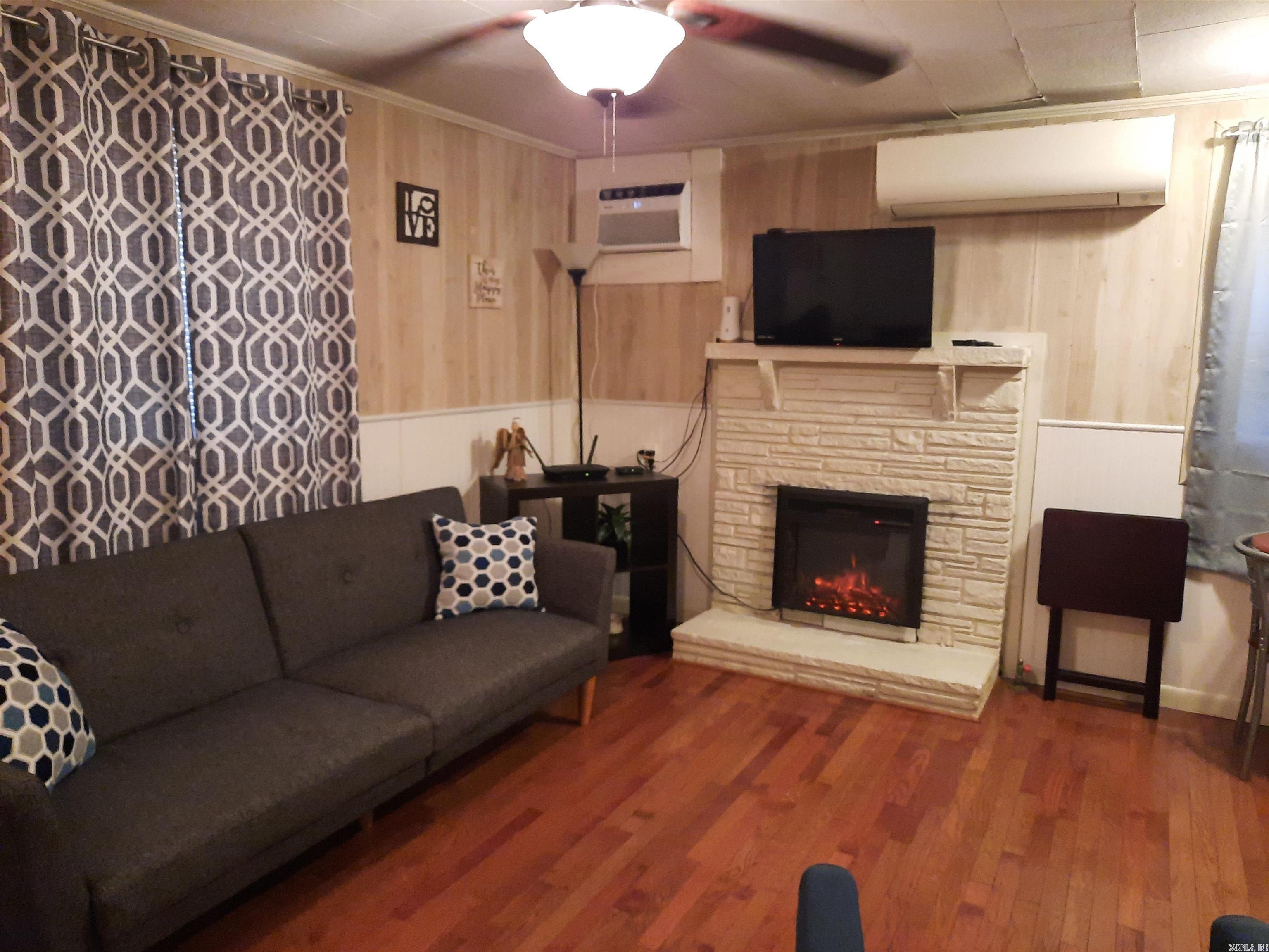 211 S Bayou Drive Property Photo 3