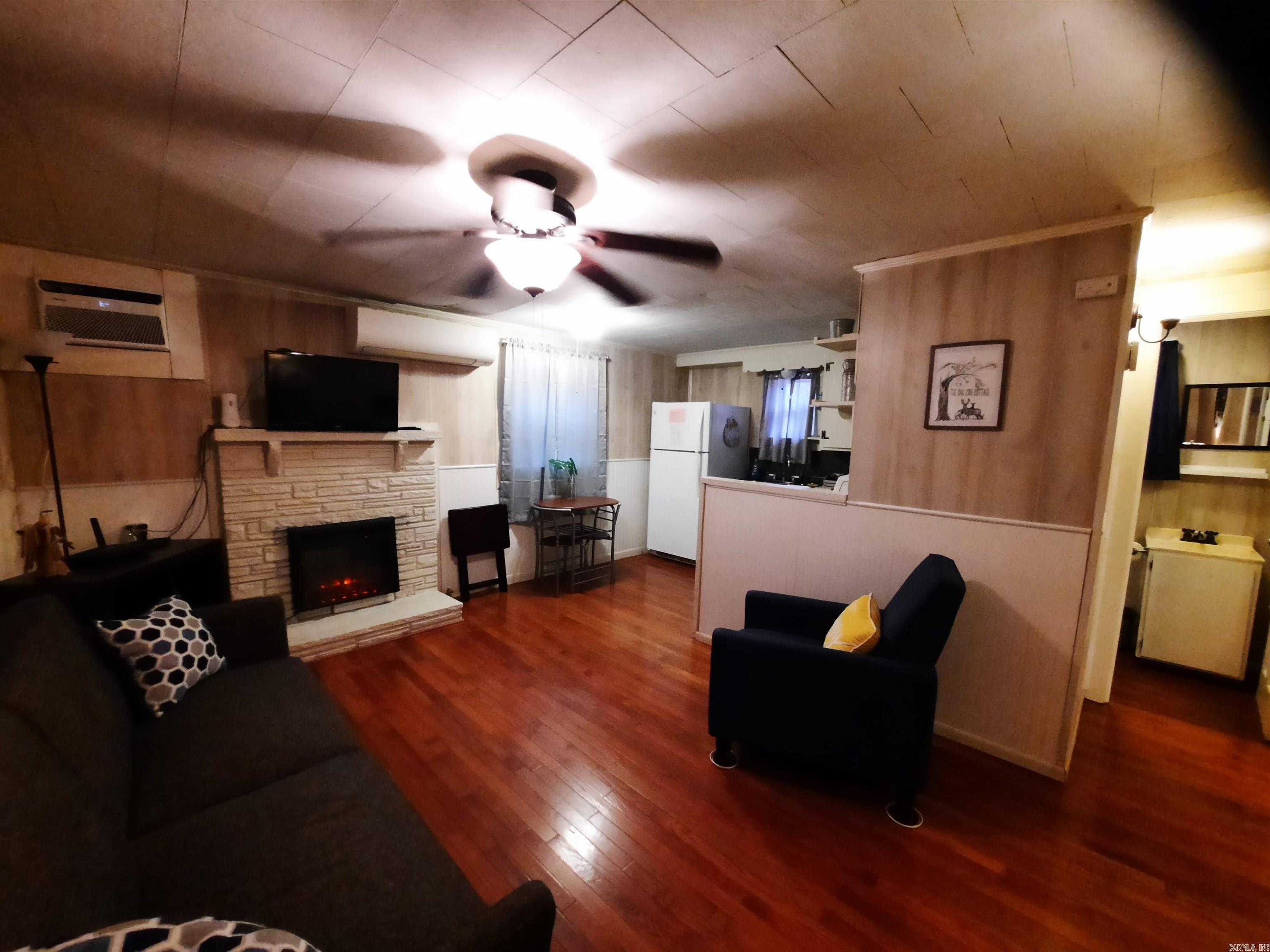 211 S Bayou Drive Property Photo 5