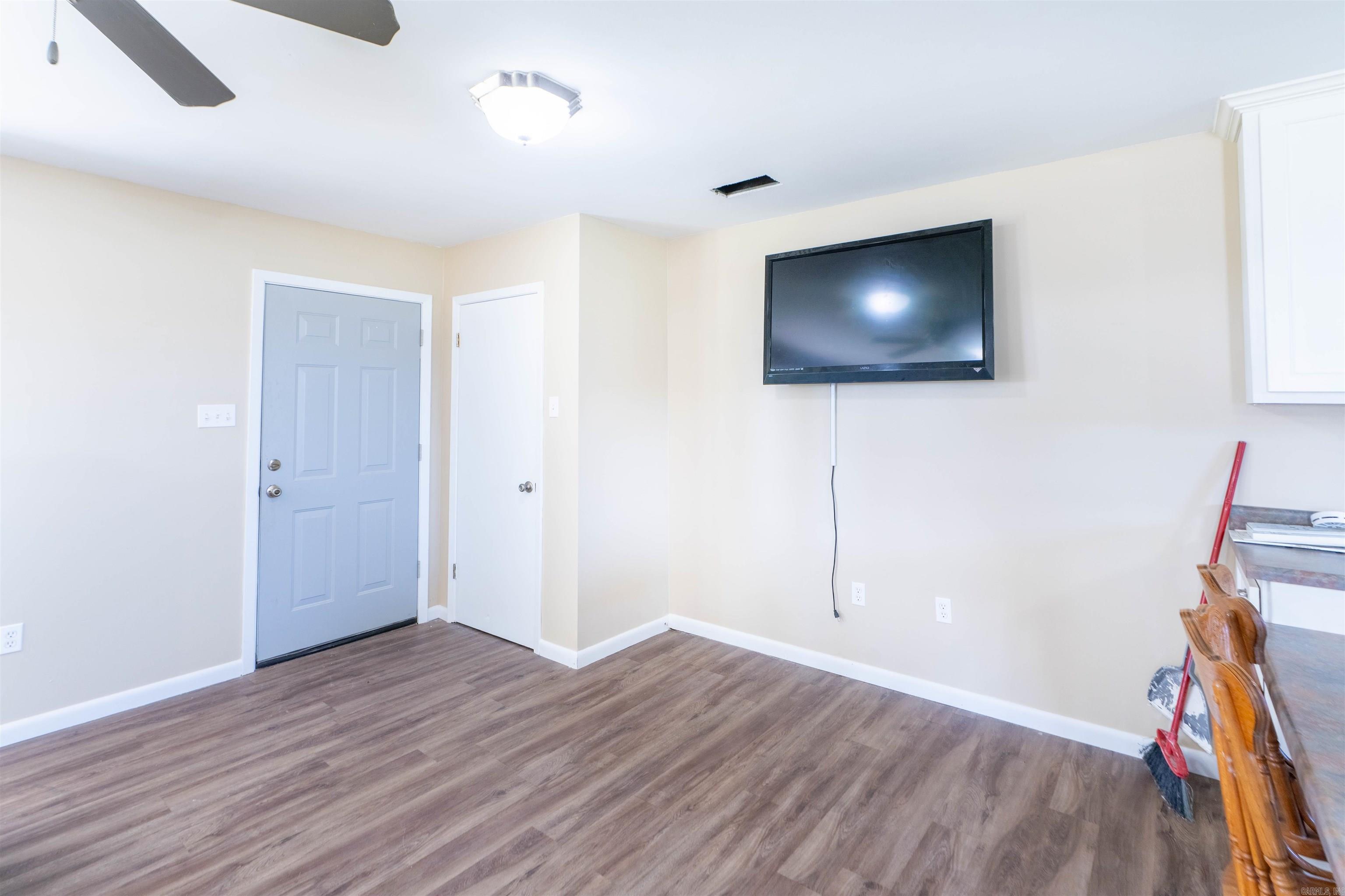 13339 Highway 121 Property Photo 13