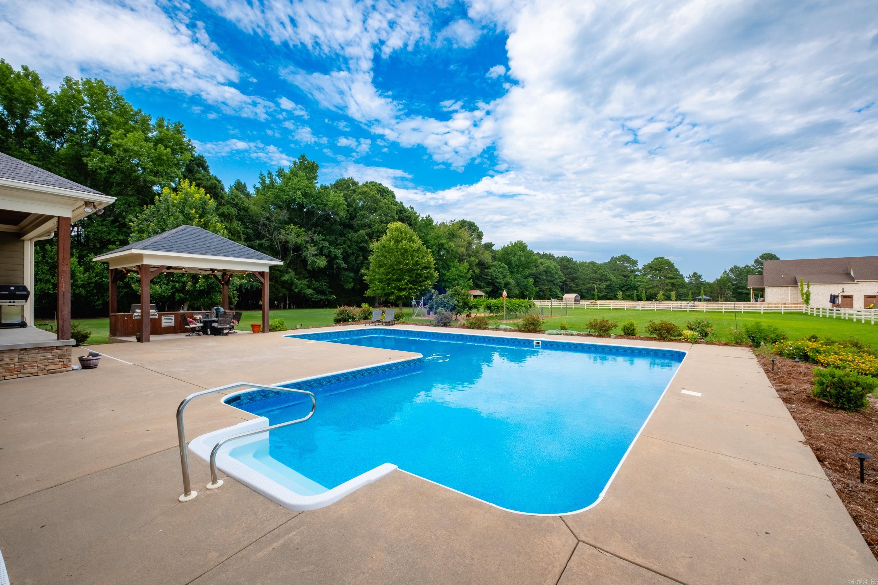 10225 Barrett Road Property Photo 2
