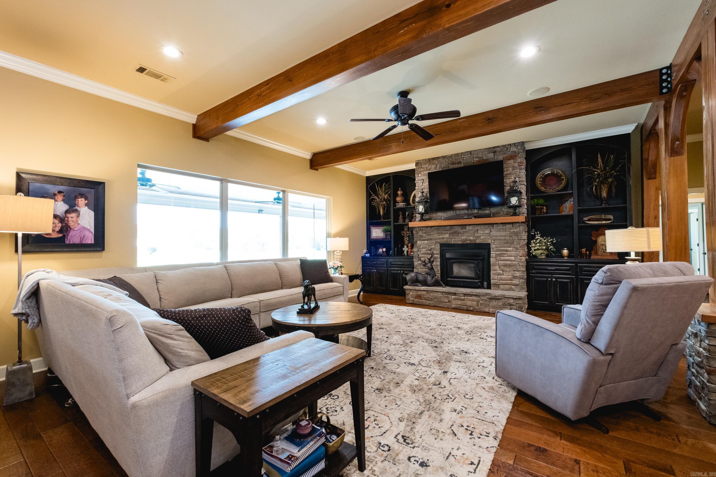 10225 Barrett Road Property Photo 8
