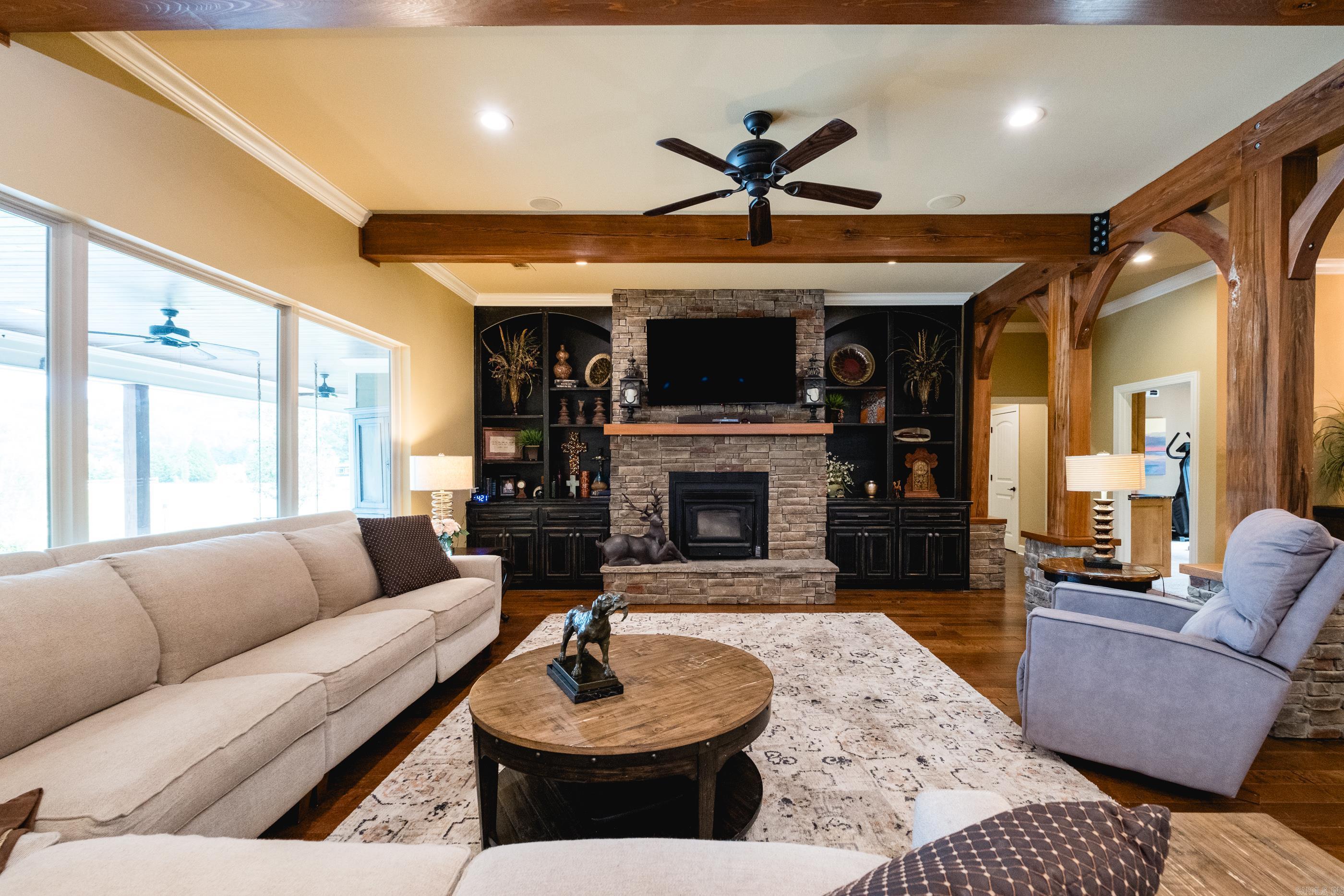 10225 Barrett Road Property Photo 9