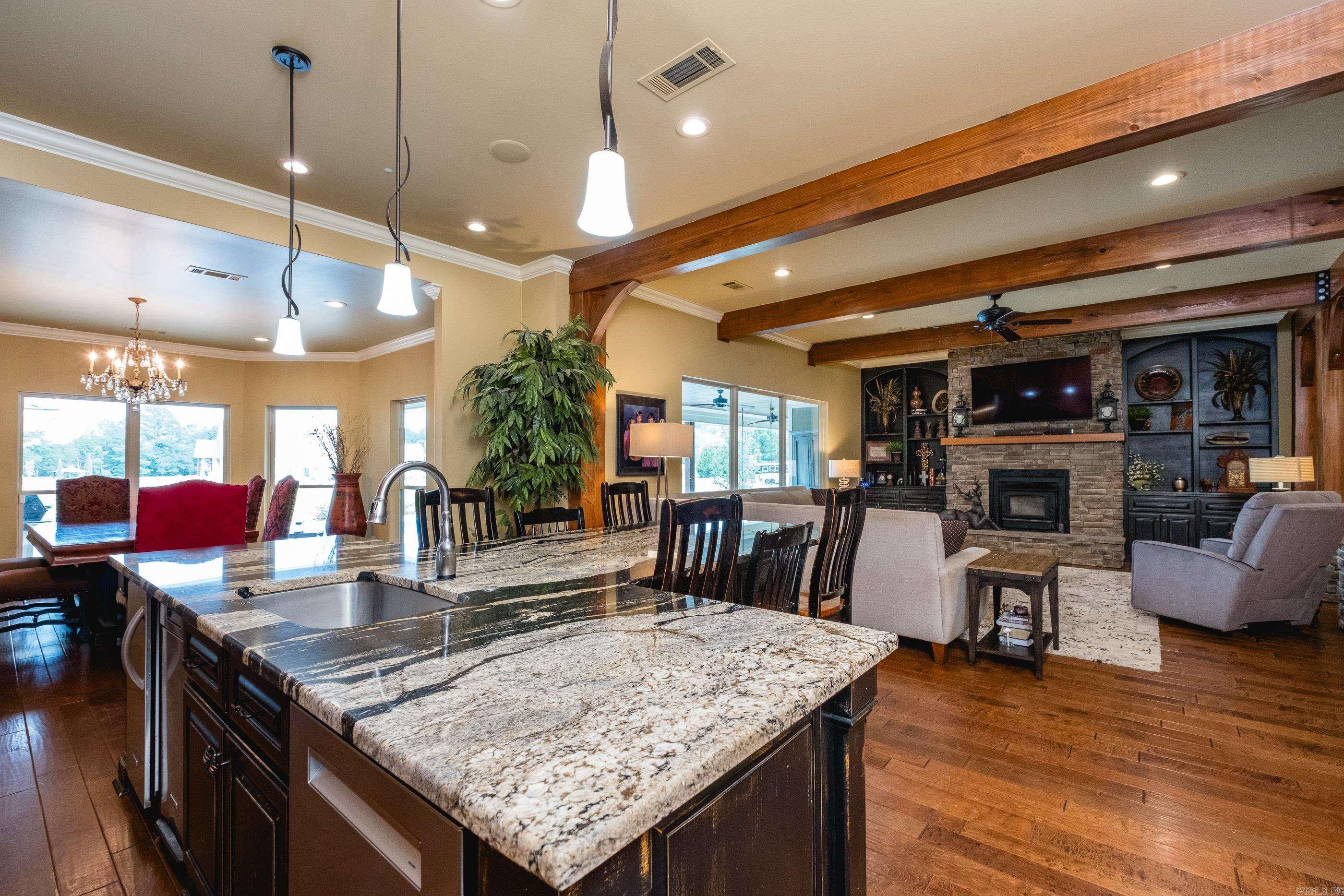 10225 Barrett Road Property Photo 15